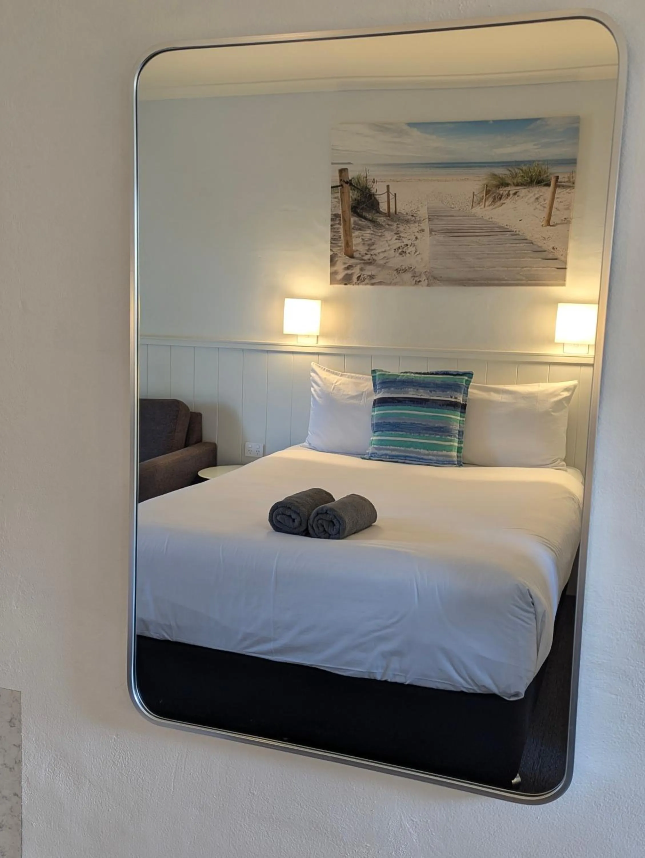 Bed in Araluen Motor Lodge