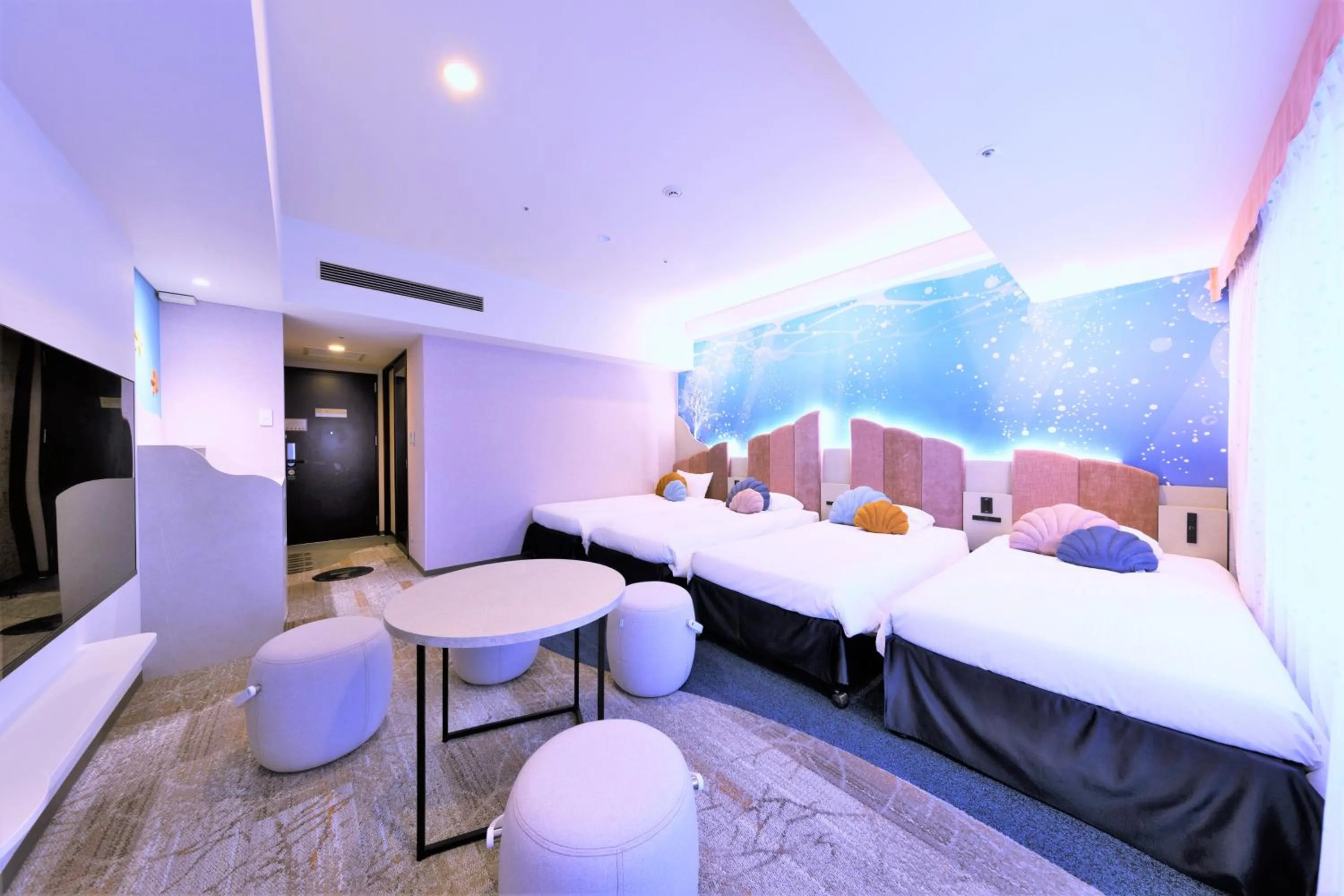 Bed in Hotel Keihan Universal Tower