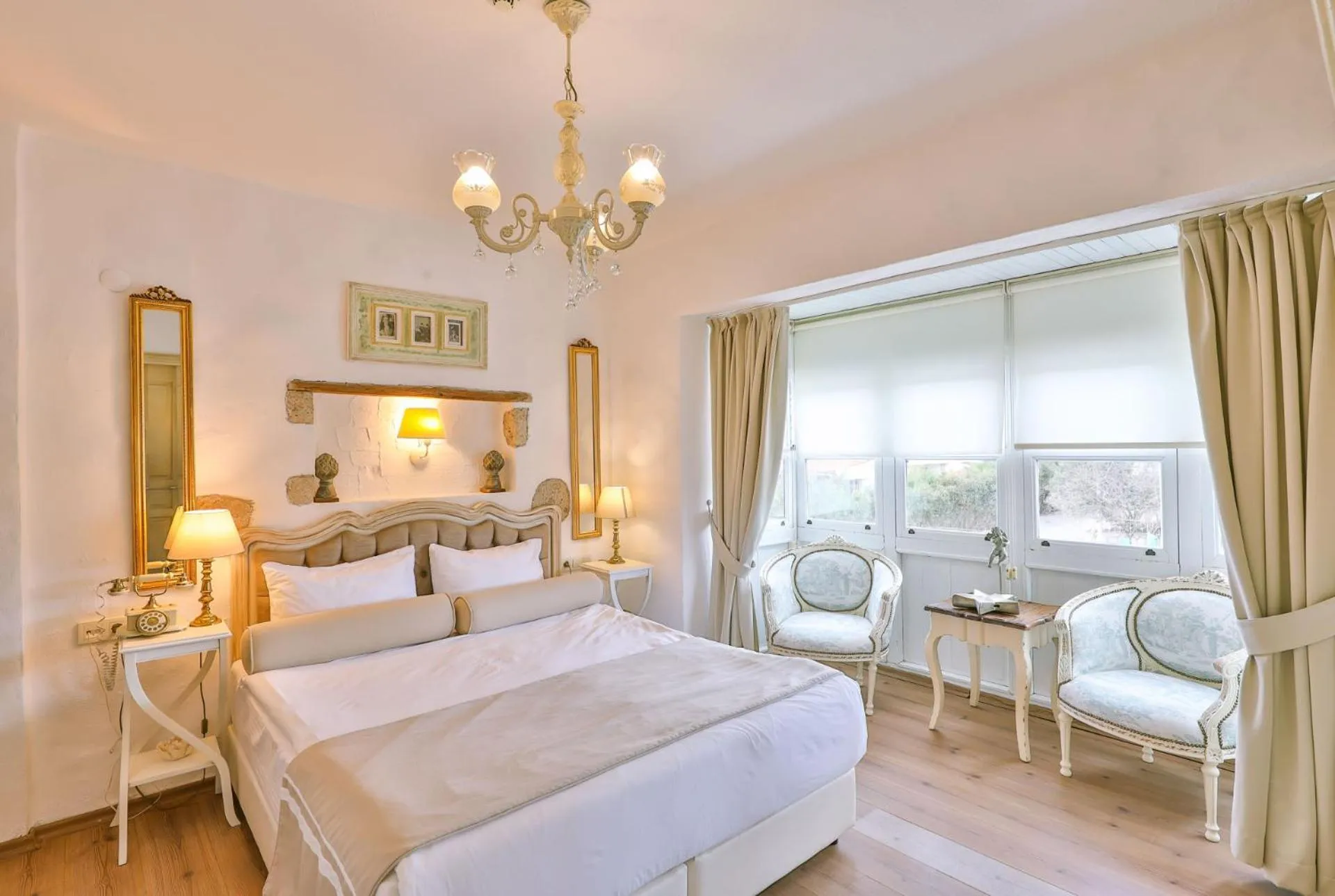 Photo of the whole room, Bed in Cumbali Konak Hotel (Adults Only +12)