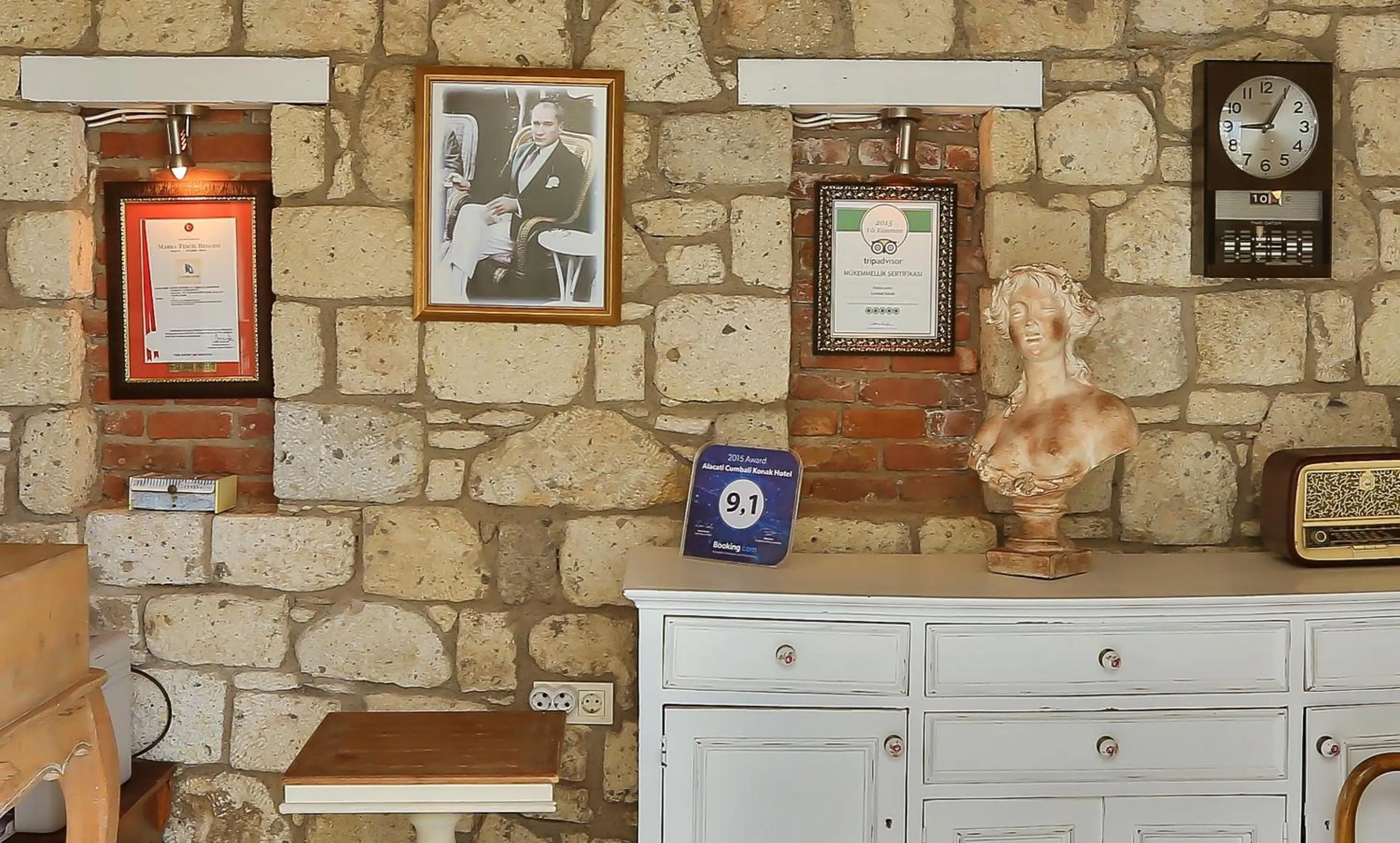 Communal lounge/ TV room in Cumbali Konak Hotel (Adults Only +12)