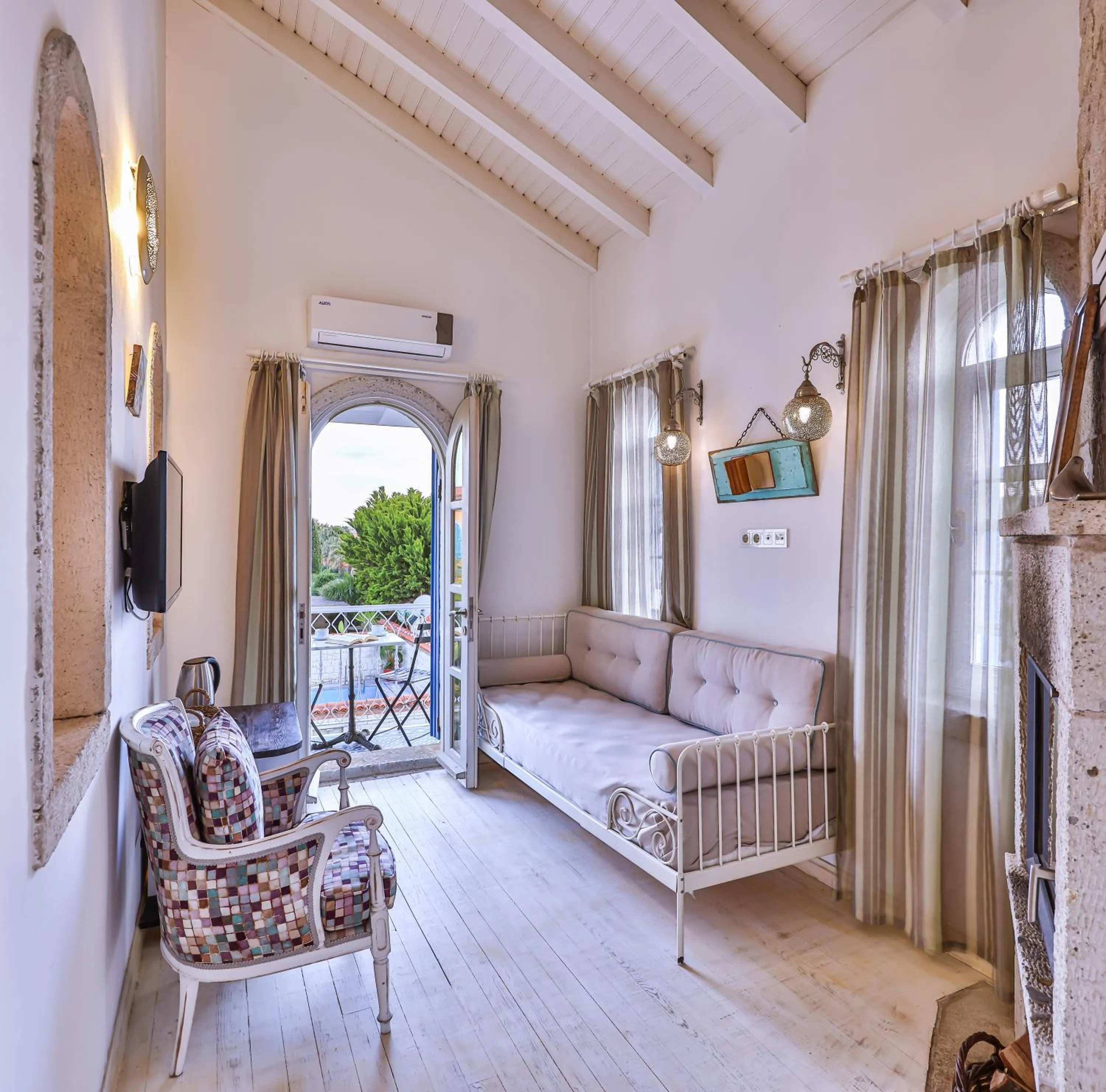 Photo of the whole room in Cumbali Konak Hotel (Adults Only +12)