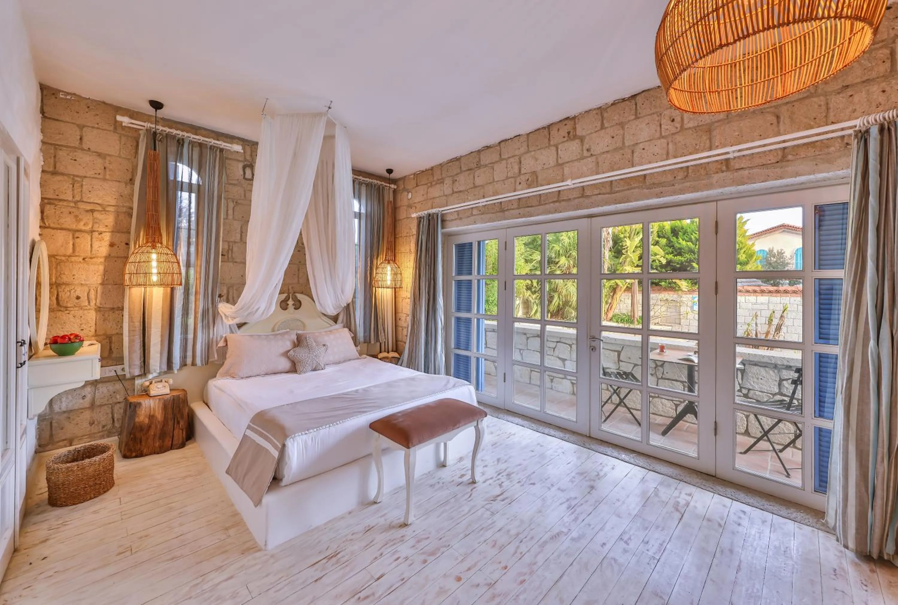 Photo of the whole room, Bed in Cumbali Konak Hotel (Adults Only +12)