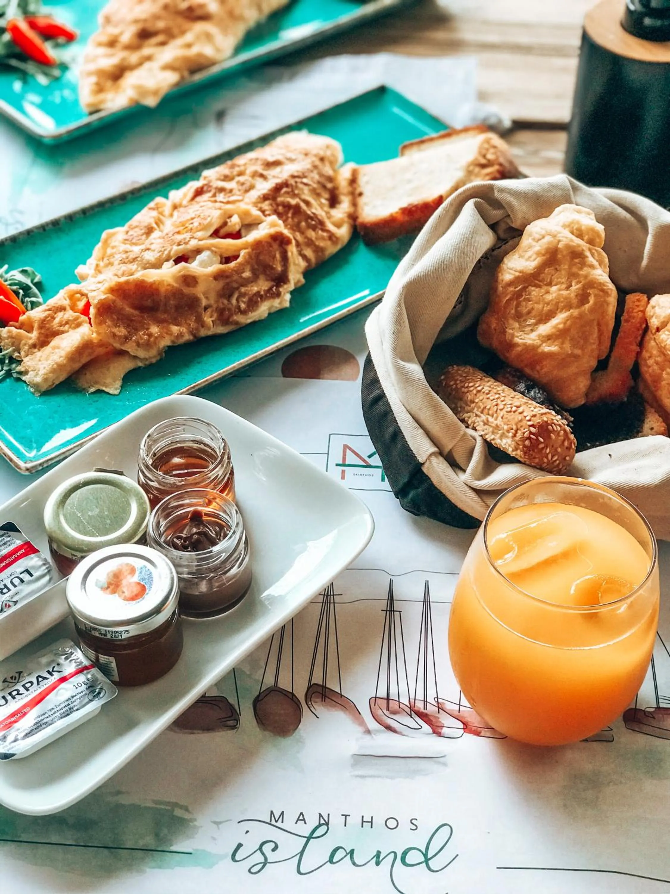 Breakfast in Meltemi