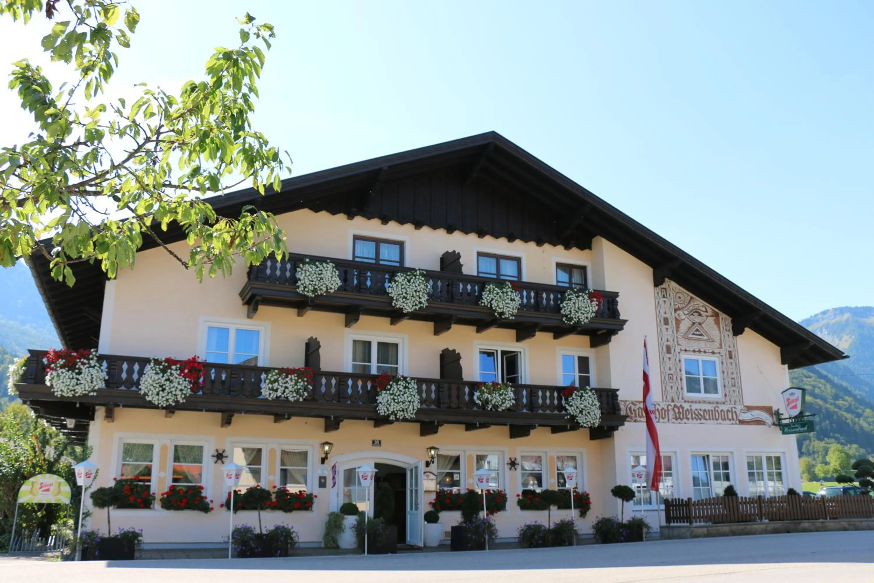Property building in Gasthof Weissenbach