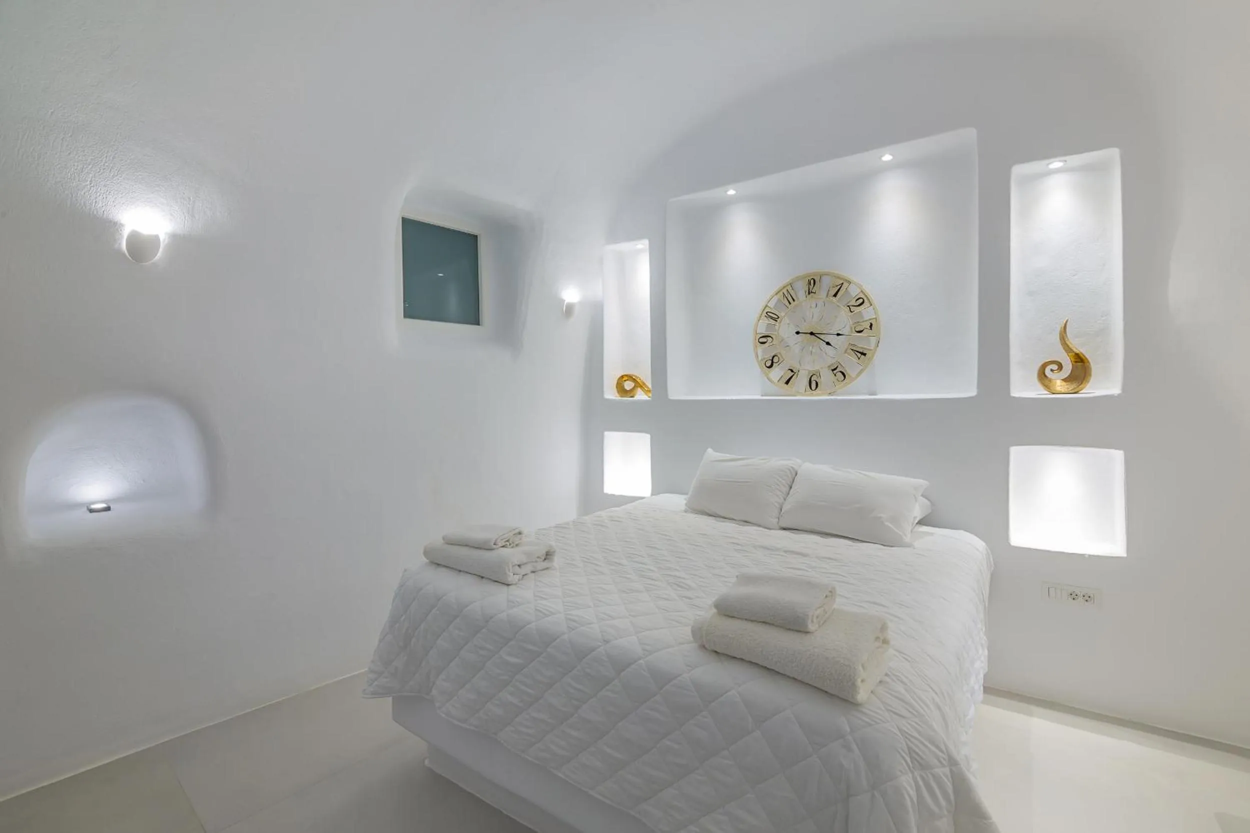 Bed in Boutique 88 Fira