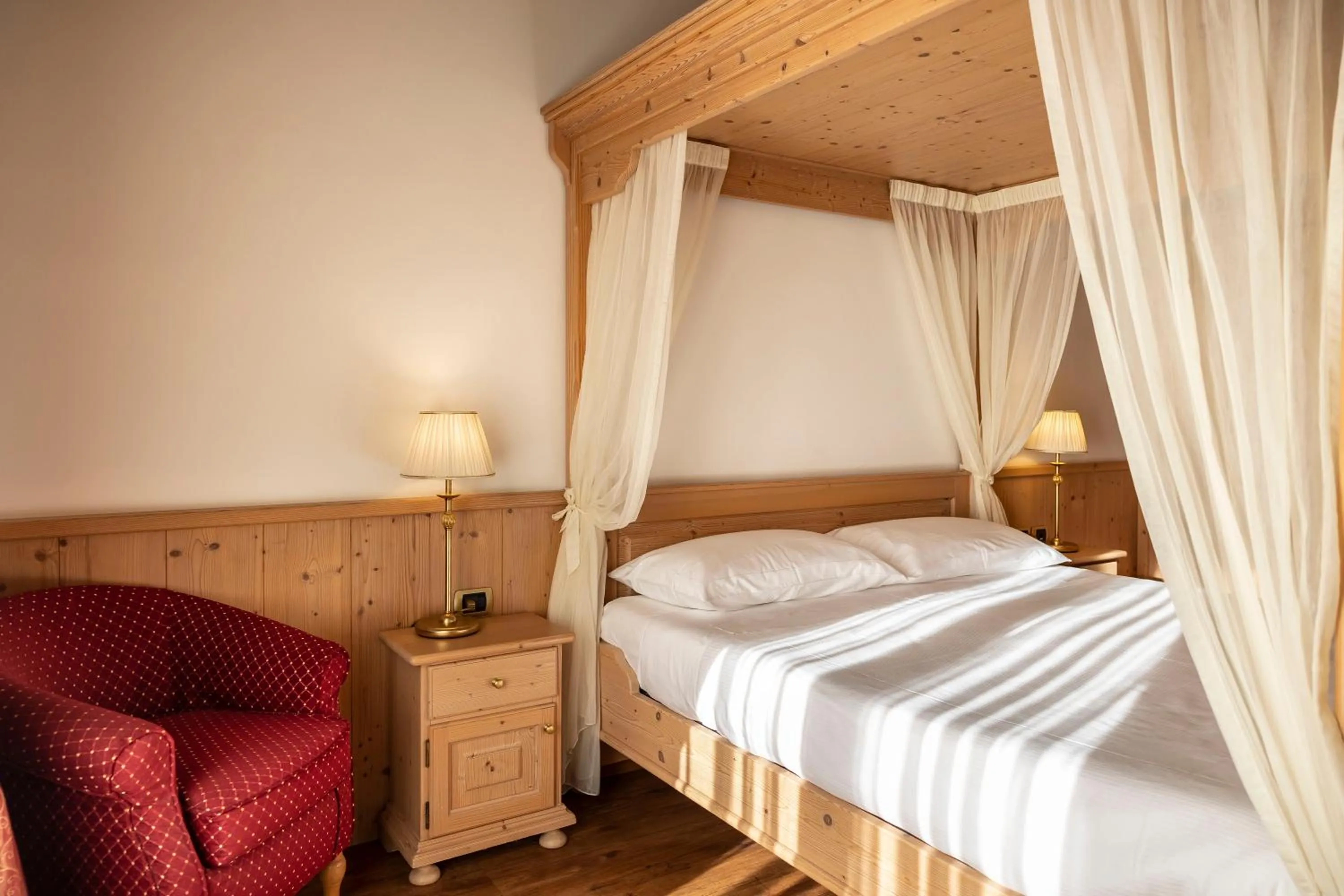 Suite in Beverly Alps Hotel & Spa