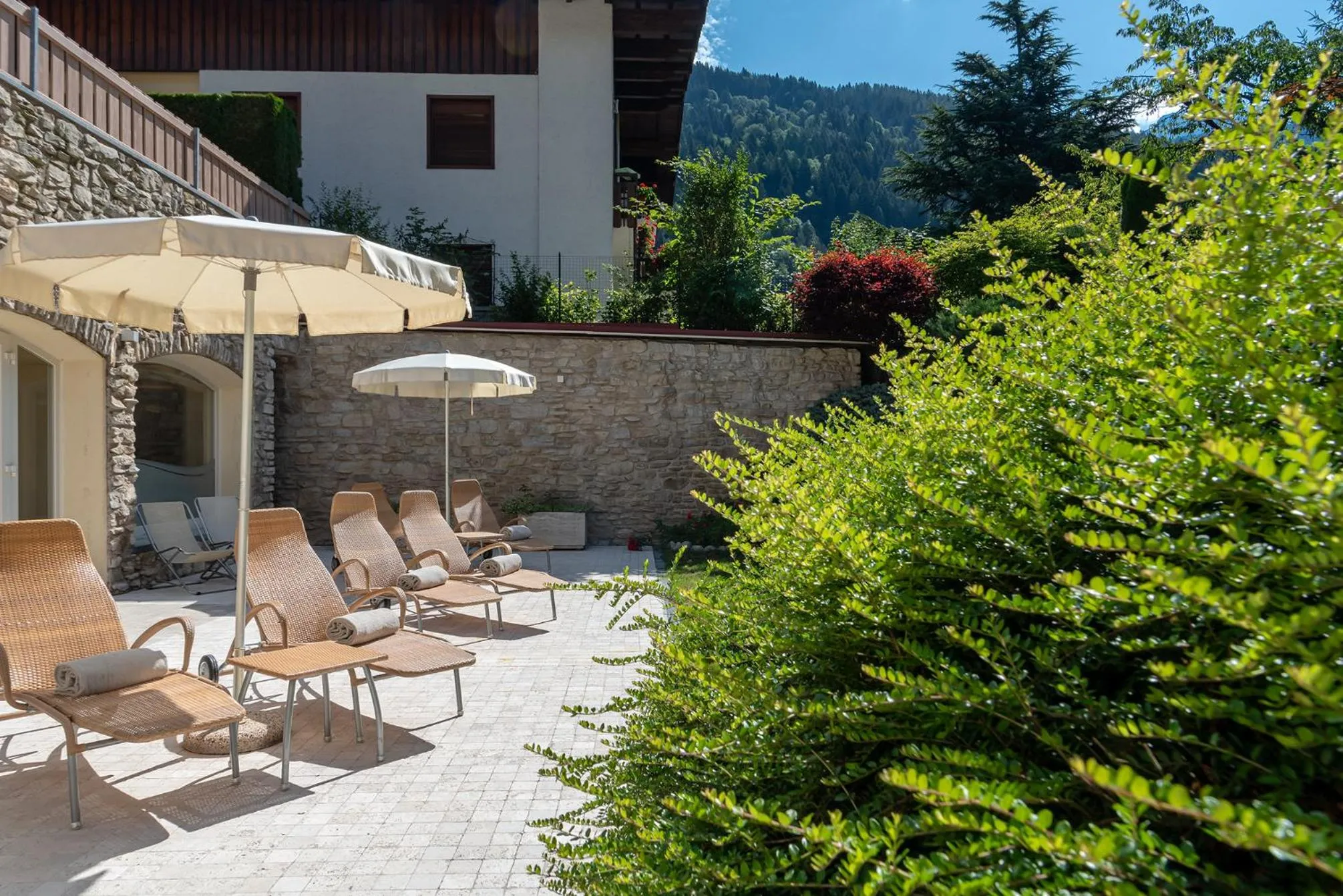 Garden in Beverly Alps Hotel & Spa