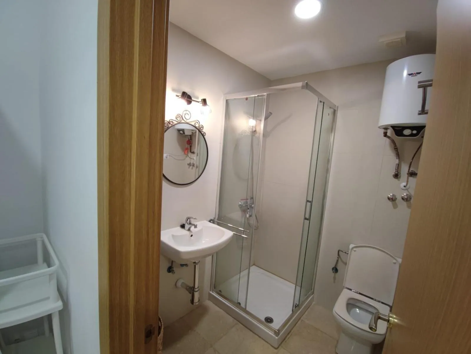 Shower in Biznaga Hols