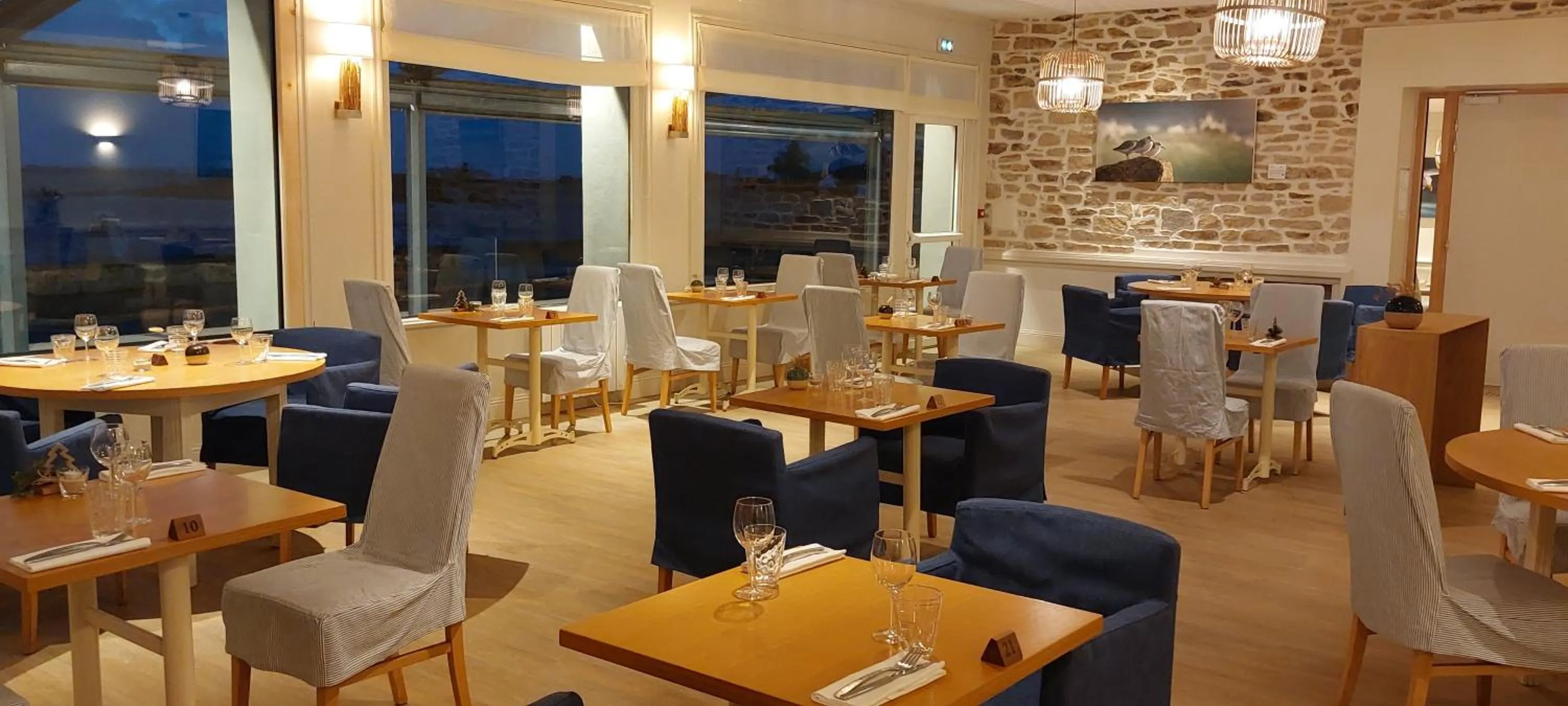 Restaurant/places to eat in Logis le Castel Ac'h