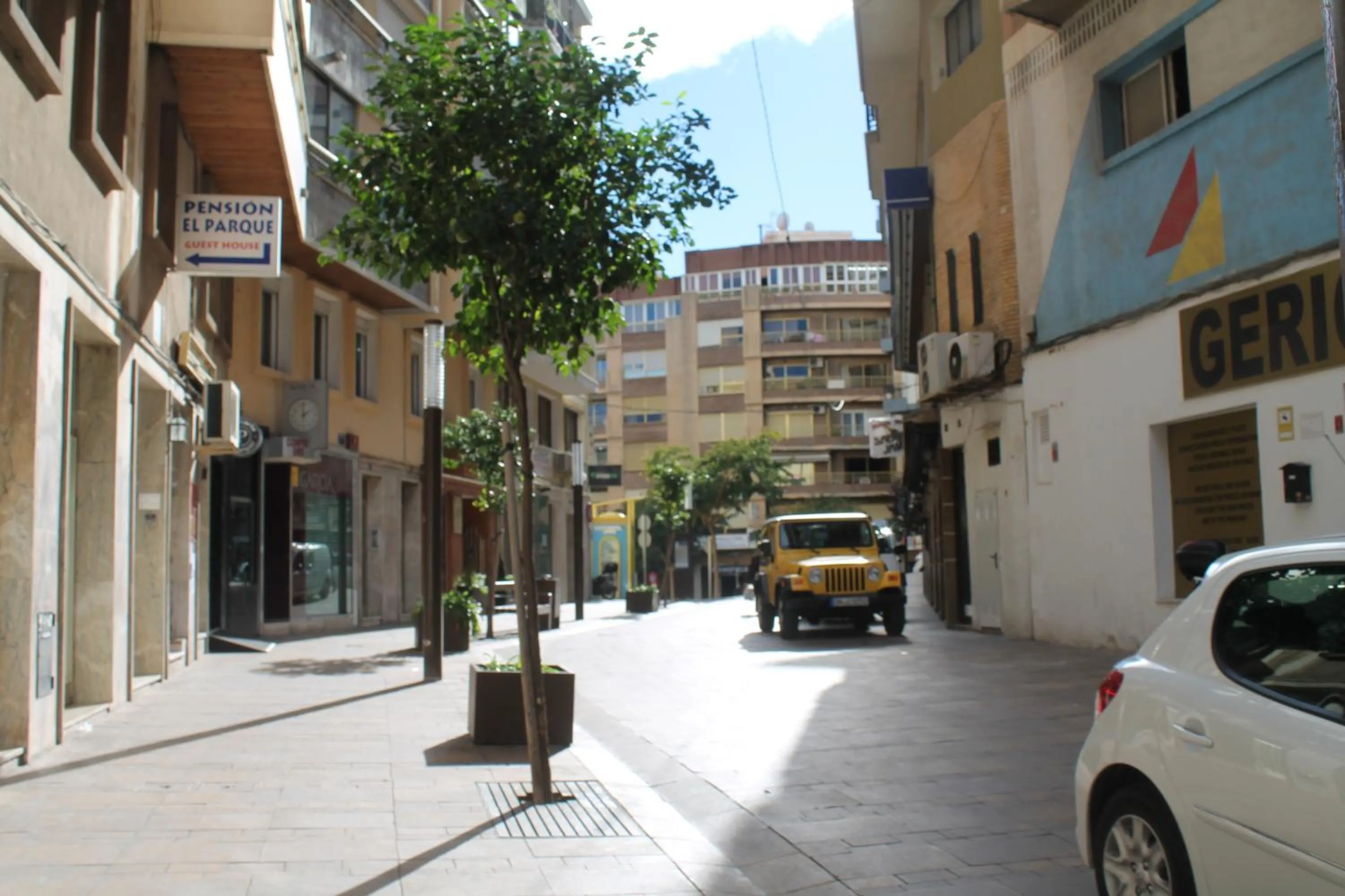 Facade/entrance in Pension El Parque