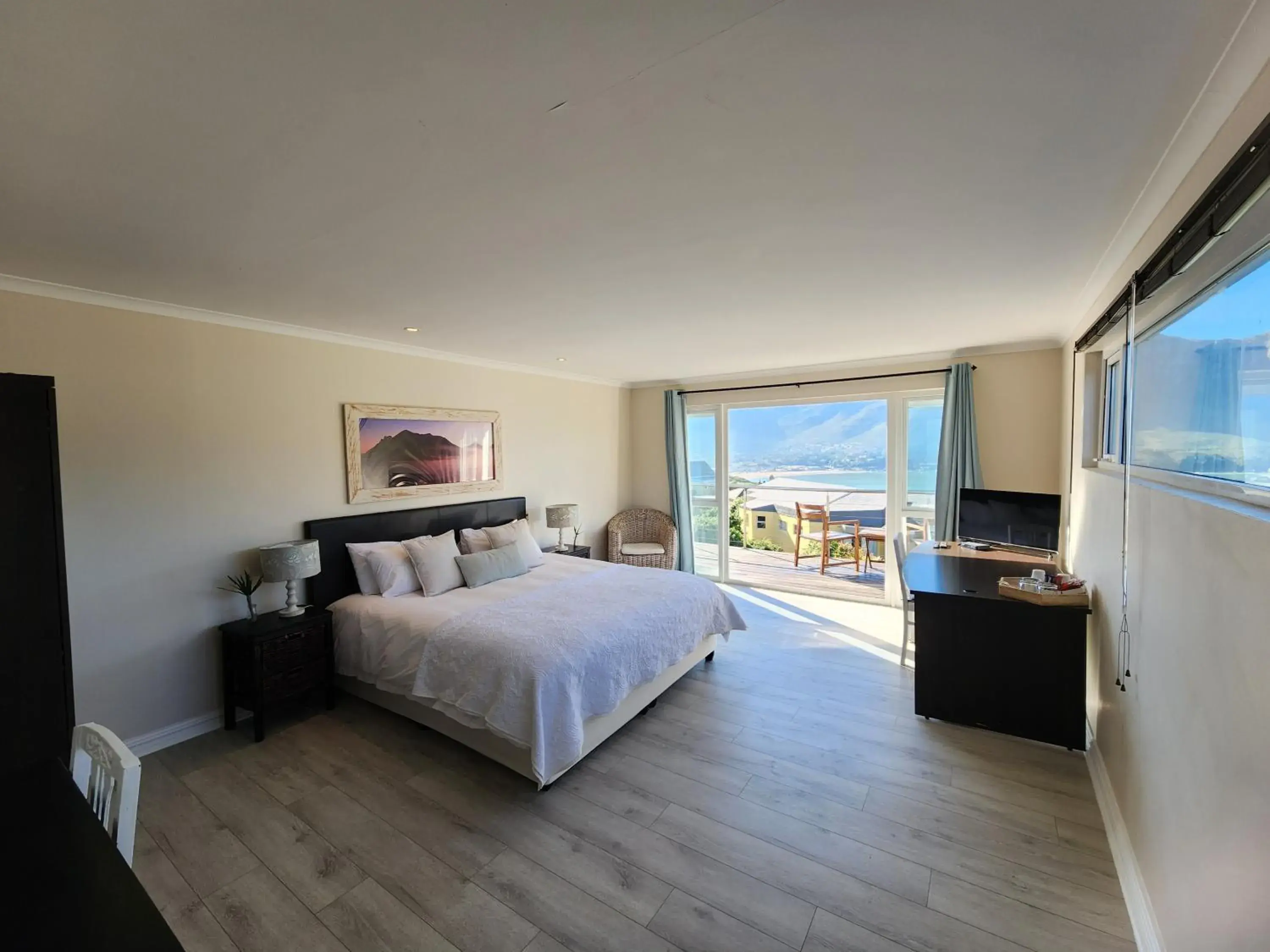 Superior King or Twin Room in Hout Bay Breeze Guest House Superior King or Twin Room in Hout Bay Breeze Guest House