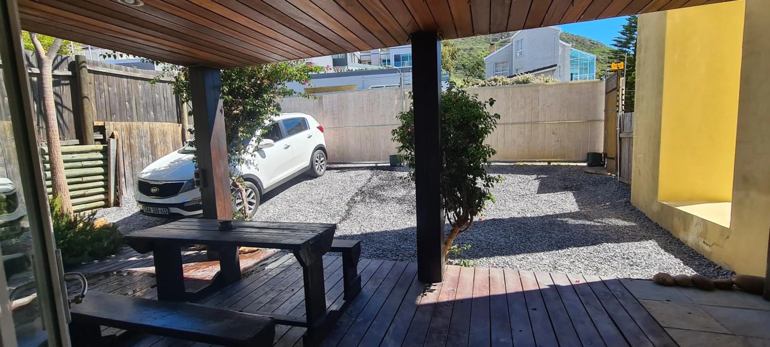 Parking in Hout Bay Breeze Guest House