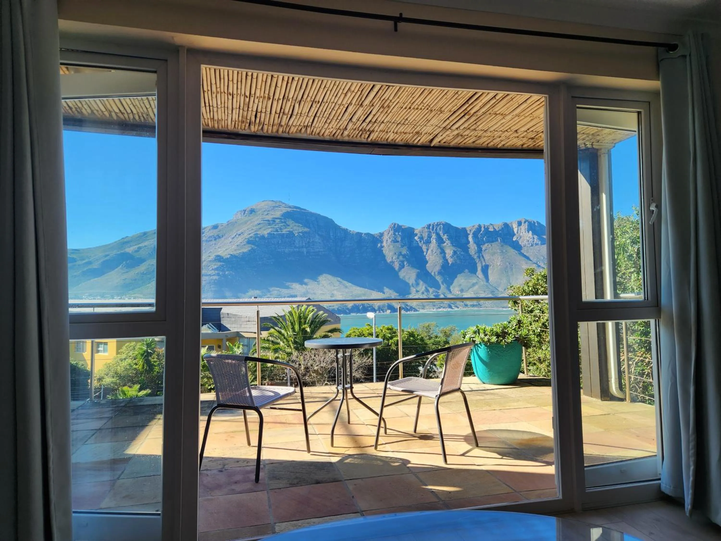 Hout Bay Breeze Guest House