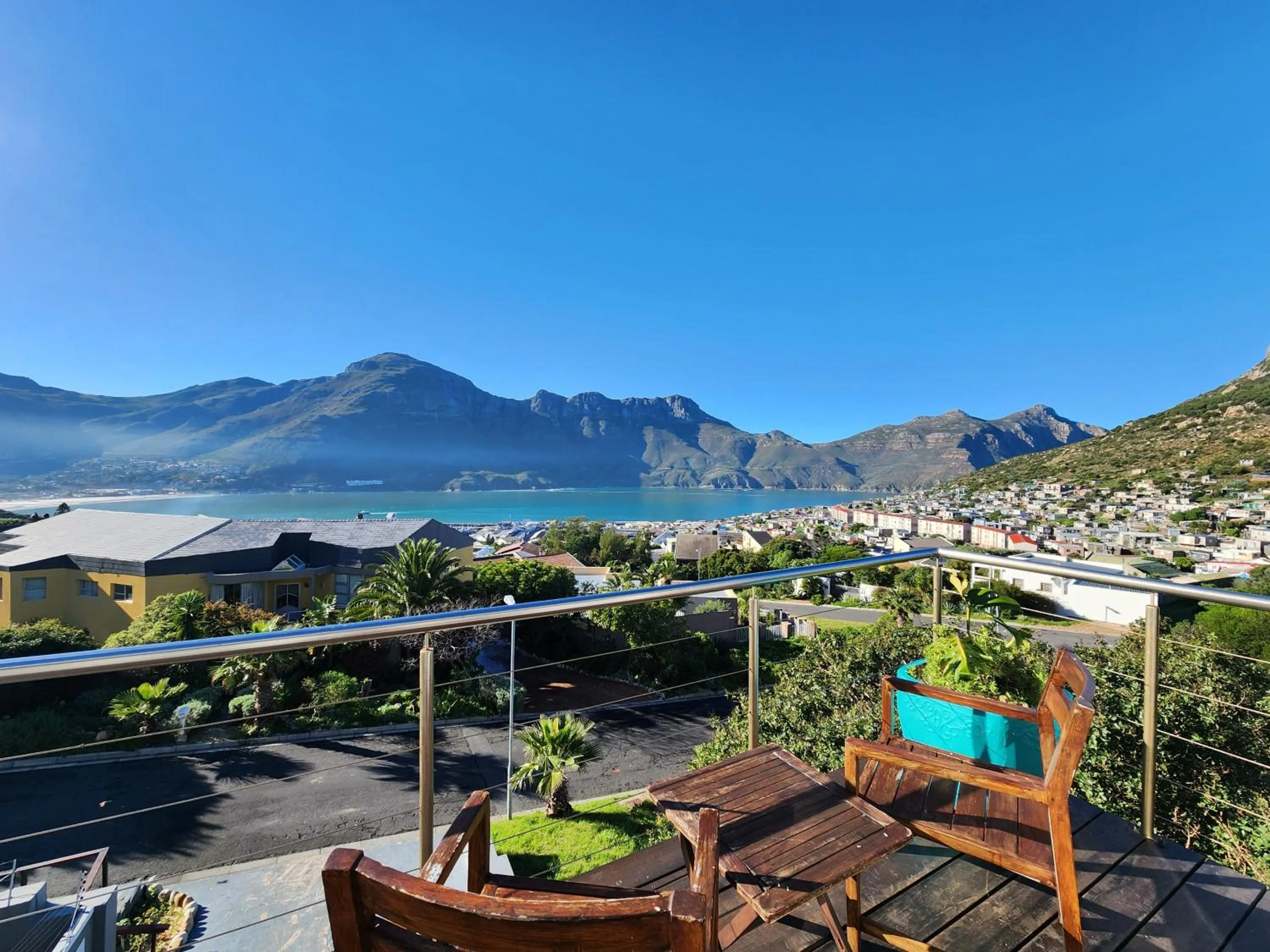 Hout Bay Breeze Guest House