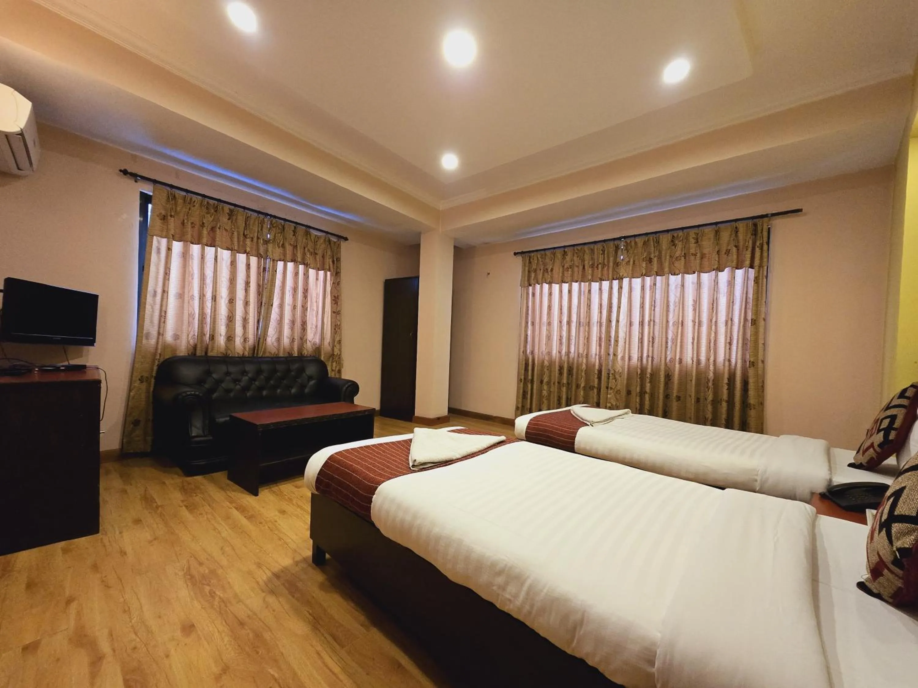 Bed in Cascade Hotel Kathmandu