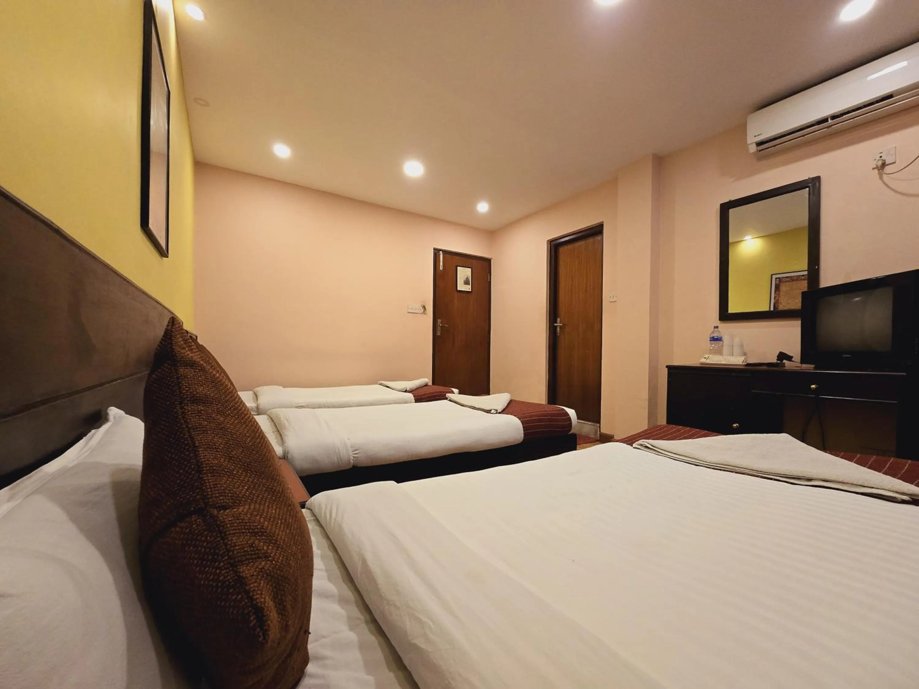 Bed in Cascade Hotel Kathmandu