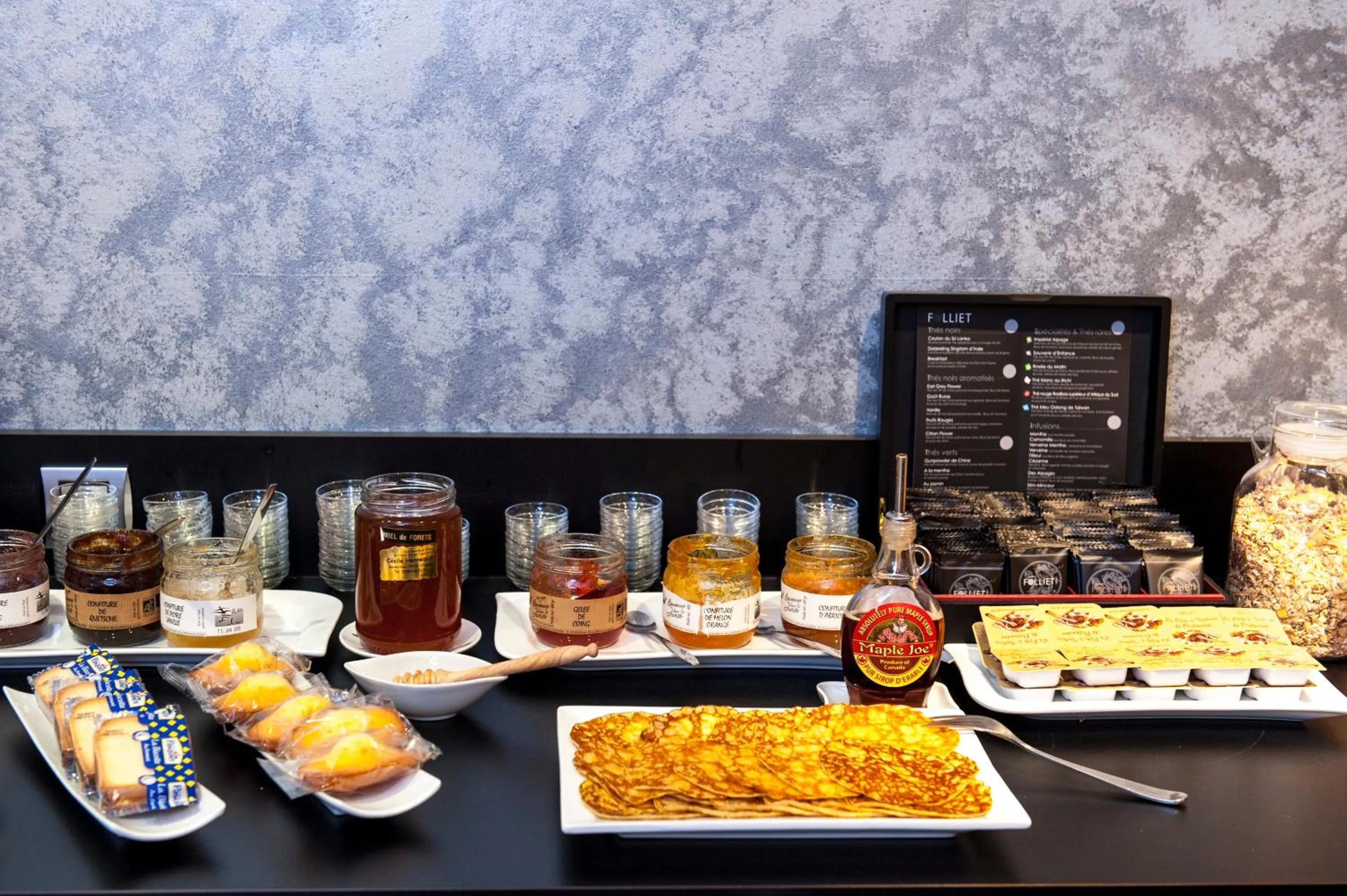 Buffet breakfast in Brit Hotel Belfort Centre-Le Boreal