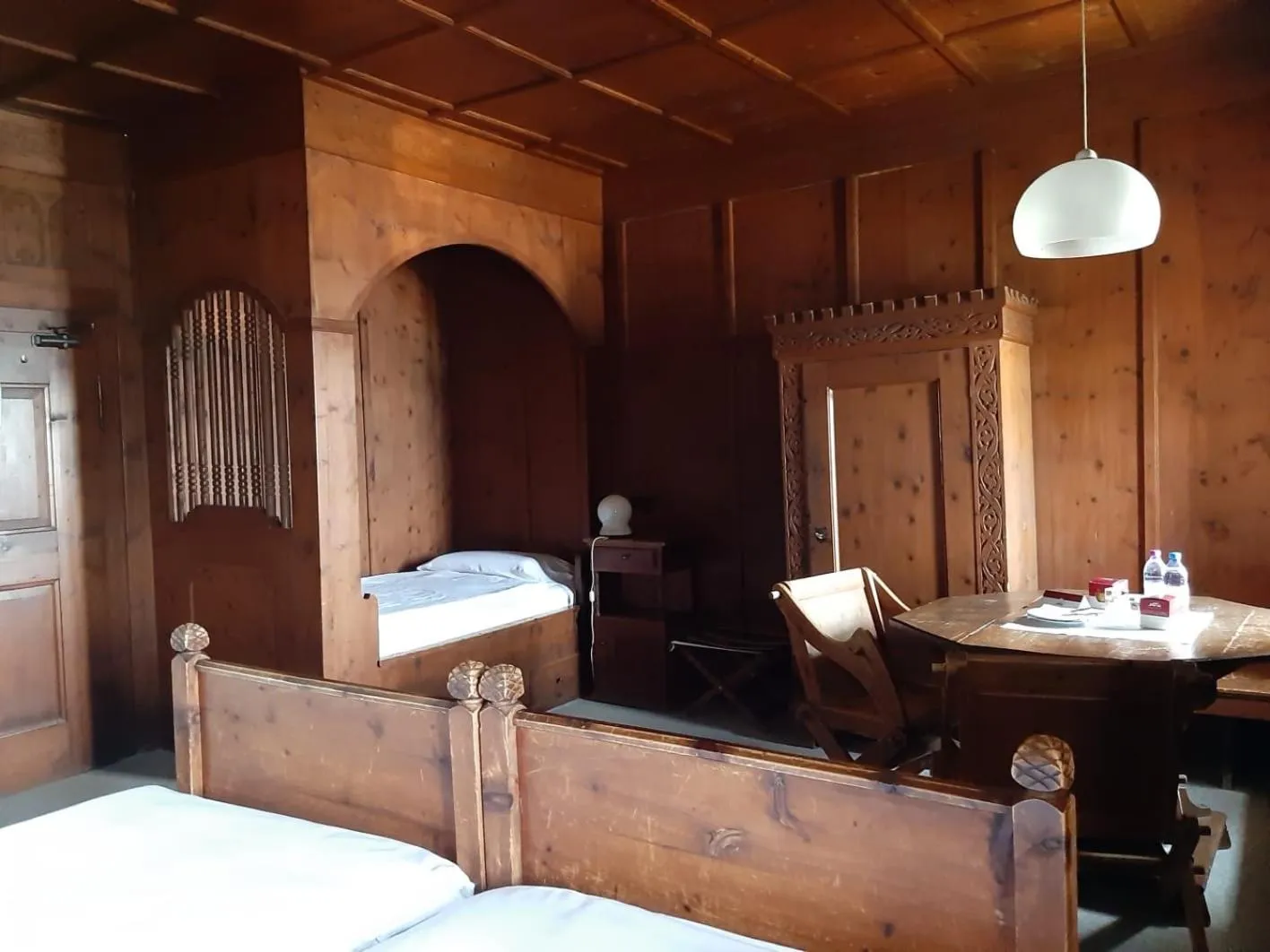 Bedroom, Bed in Castel Pergine