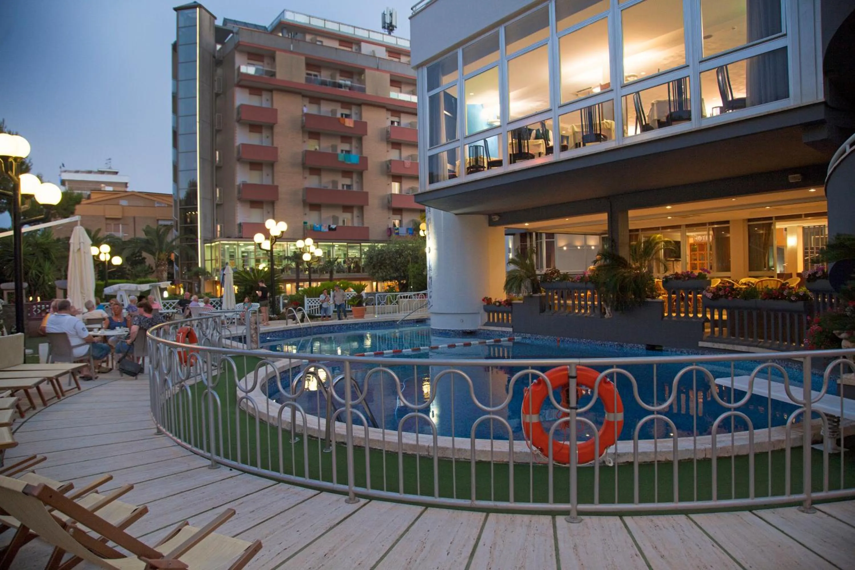 Swimming pool in Hotel Meripol