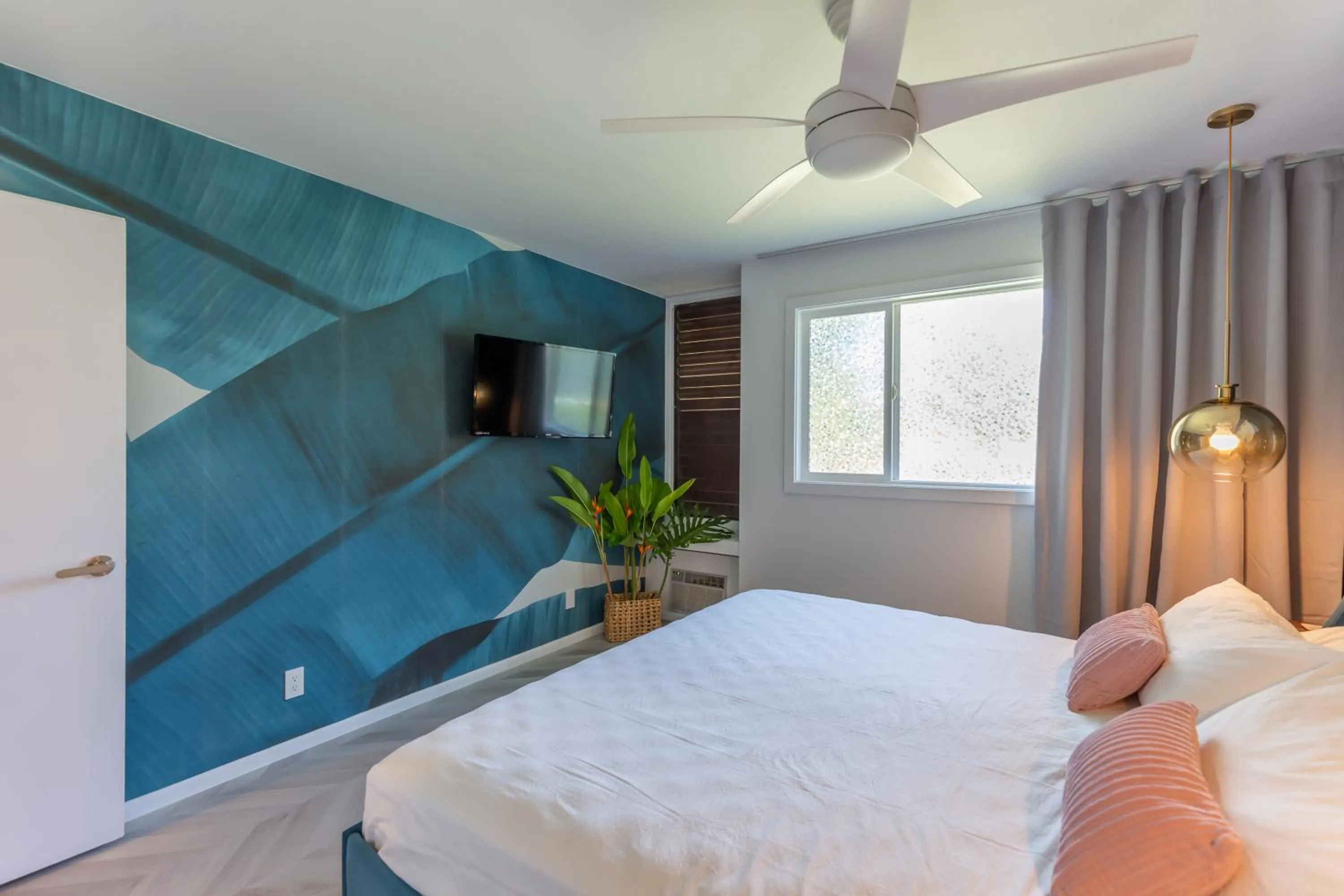 Bed in The Turtle Bay Signature