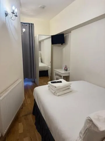 Bed in The Paramount Hotel