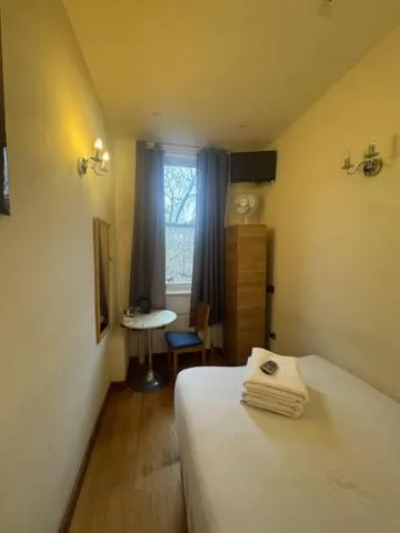 Bed in The Paramount Hotel