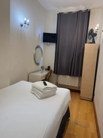 Bed in The Paramount Hotel