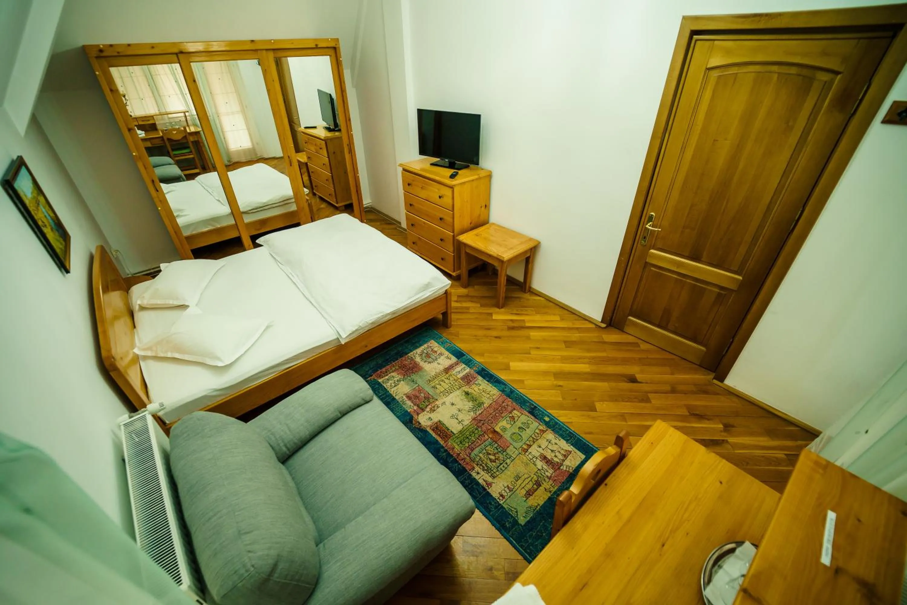 Two-Bedroom Apartment in Vila Belvedere