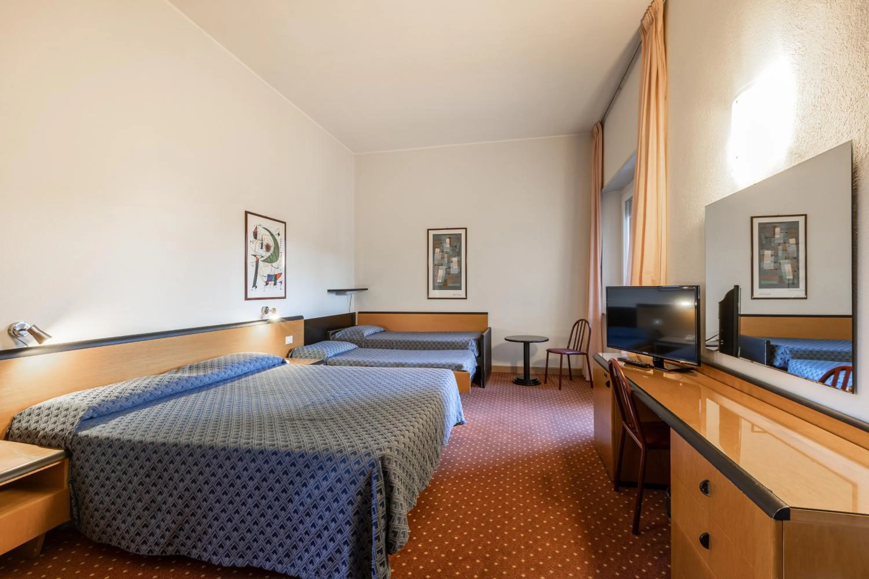 TV and multimedia, Bed in Hotel Nuova Grosseto