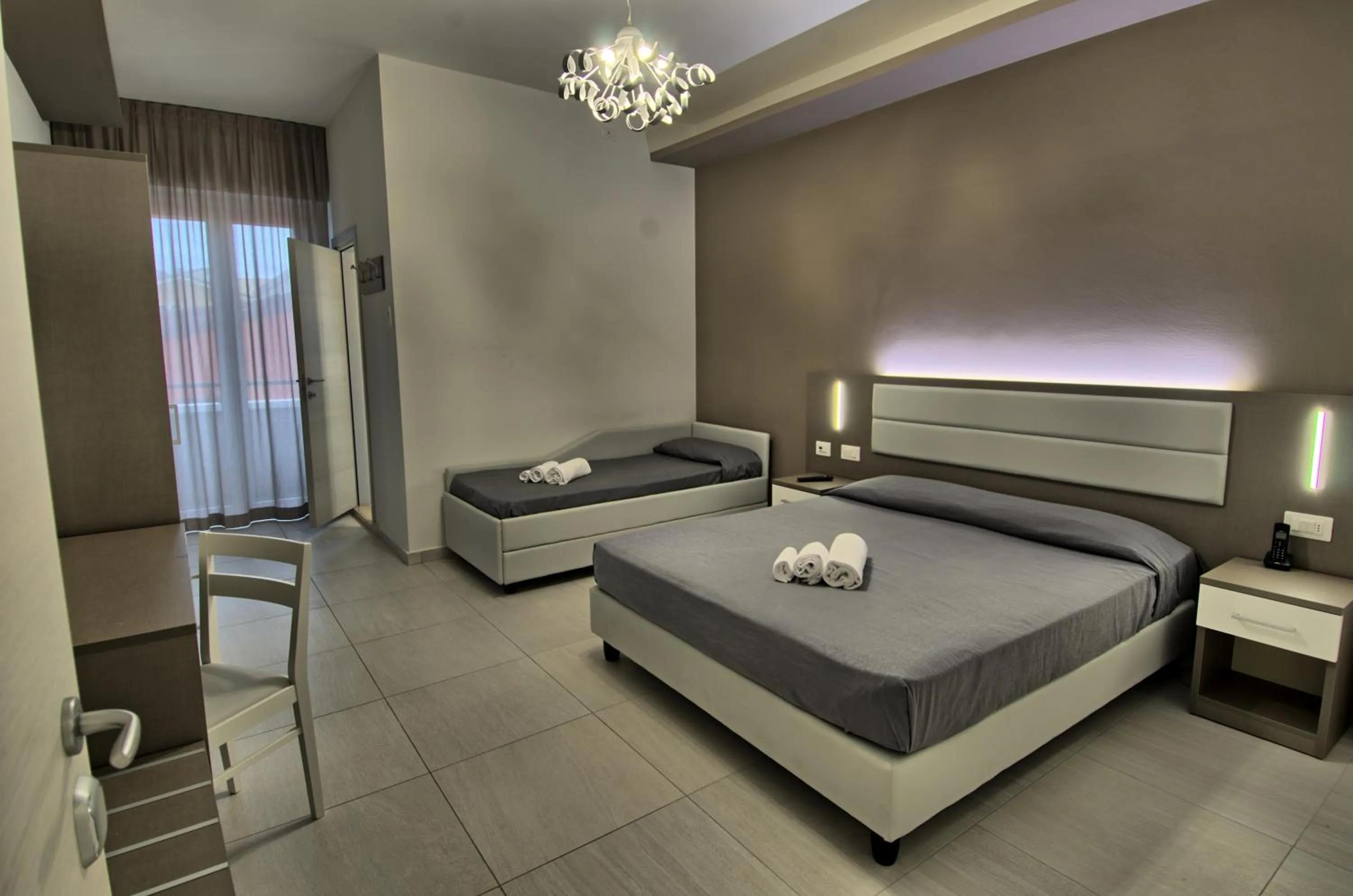 Bathroom, Bed in GFH - Hotel Sole Resort & Spa