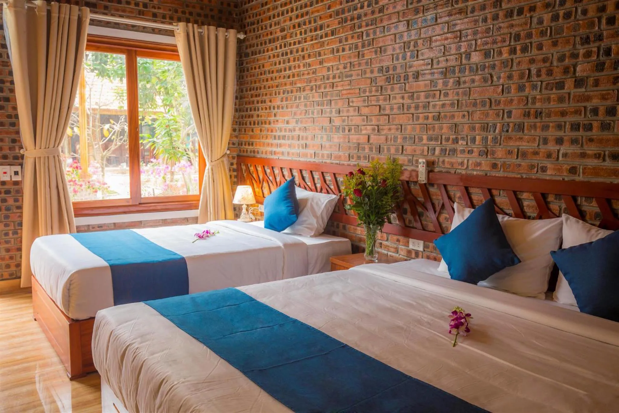 Bed in Tam Coc Serene Bungalow