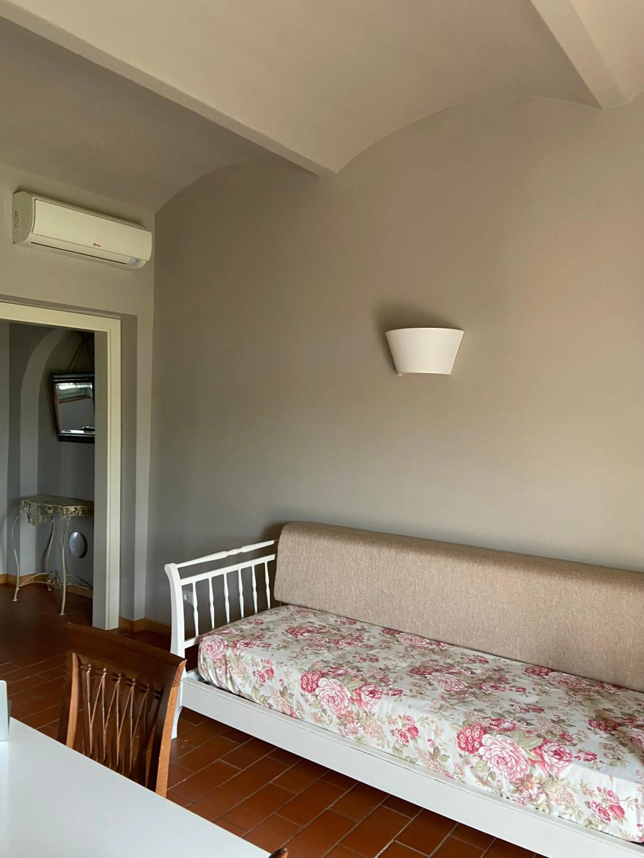 Living room, Bed in Agriturismo San Rocco