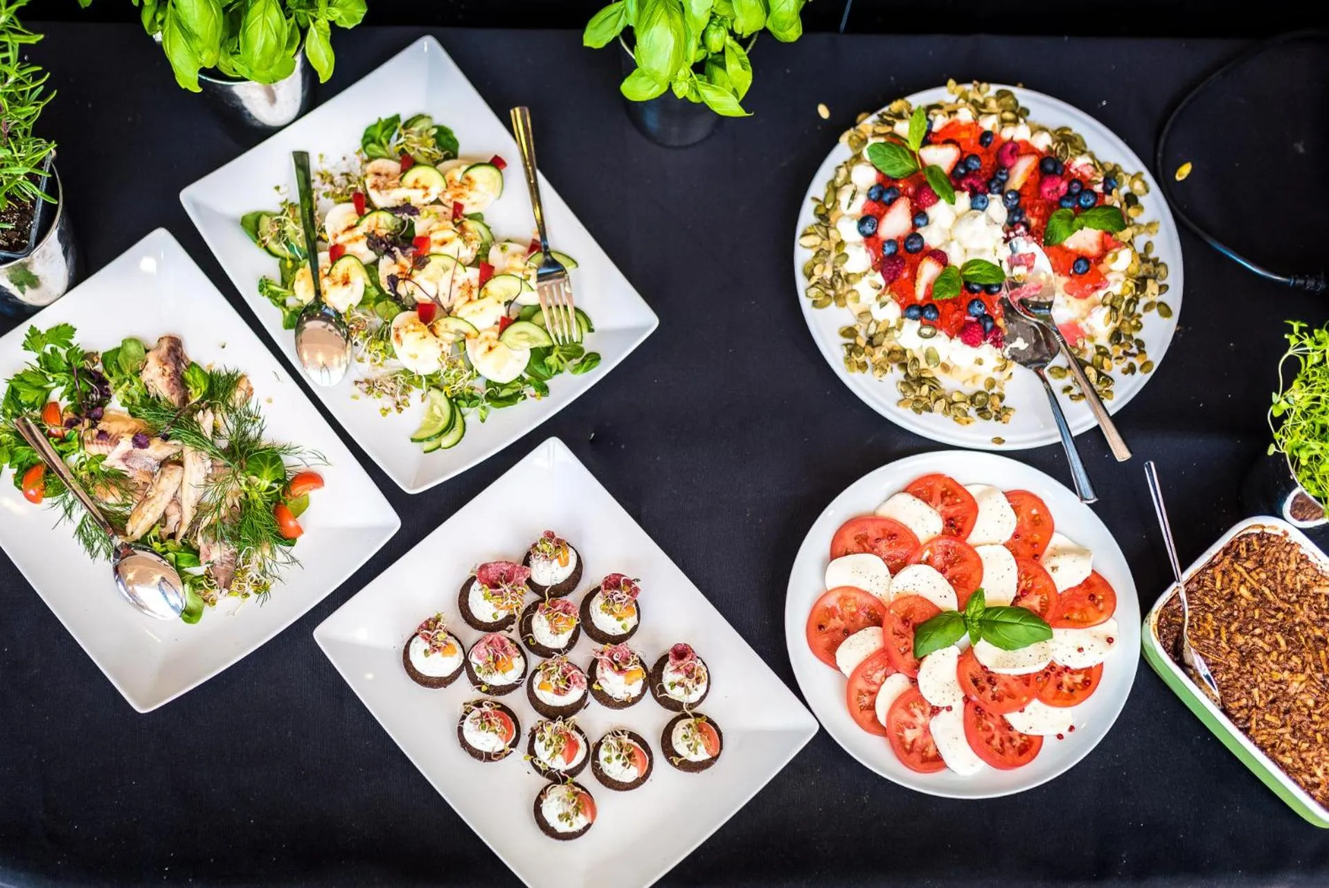 Buffet breakfast in Hotel Rodan