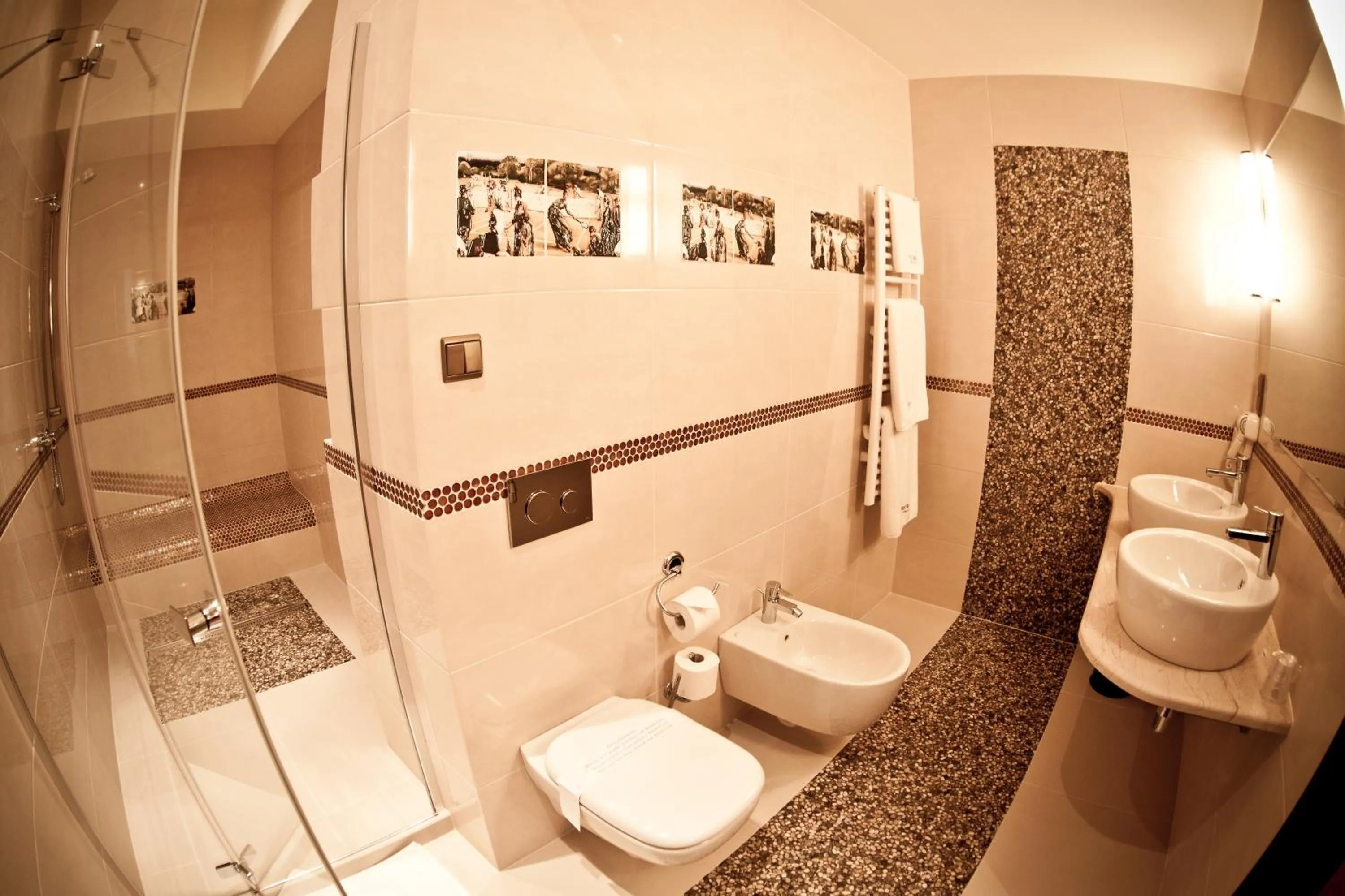 Bathroom in Hotel Rodan