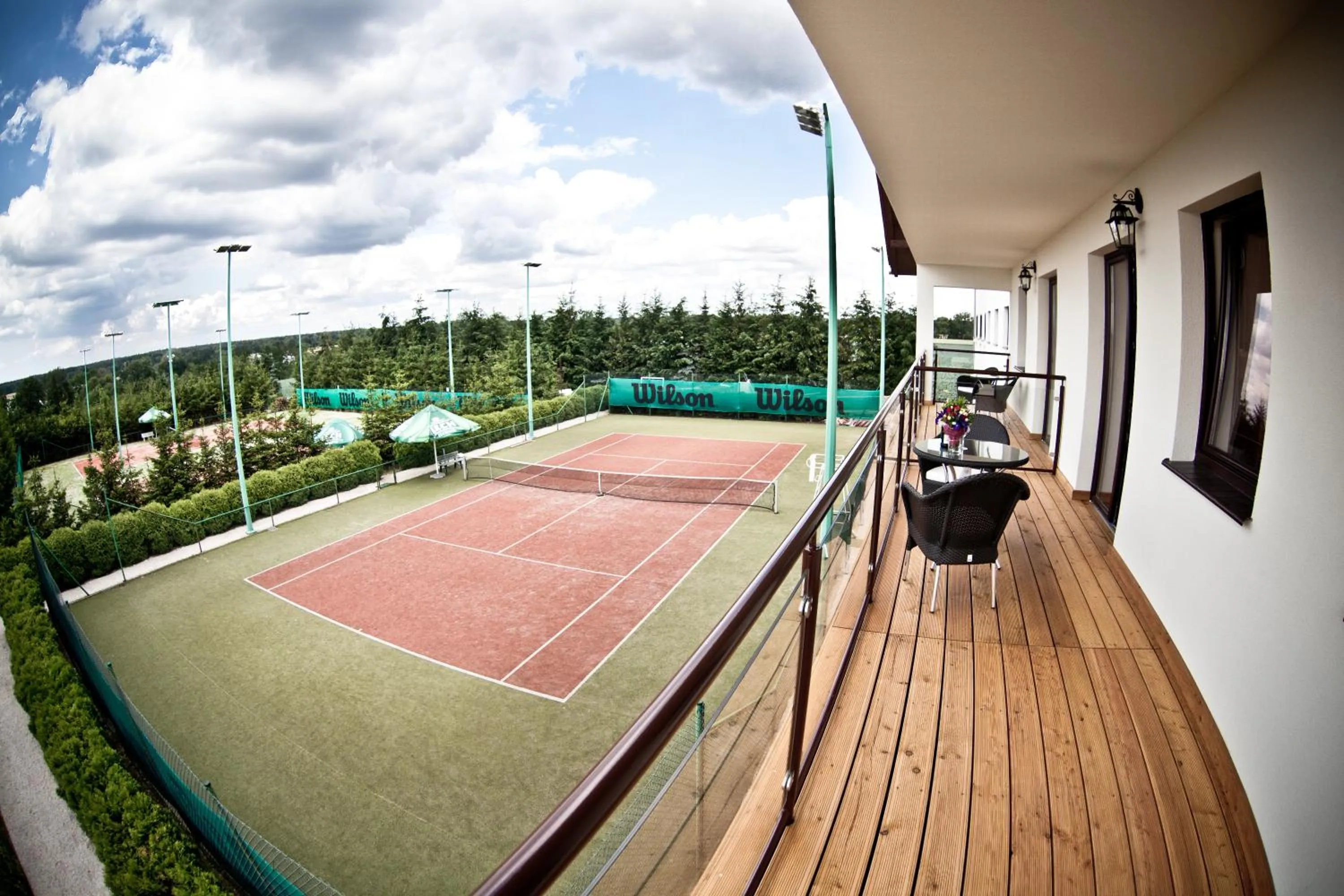Tennis court in Hotel Rodan