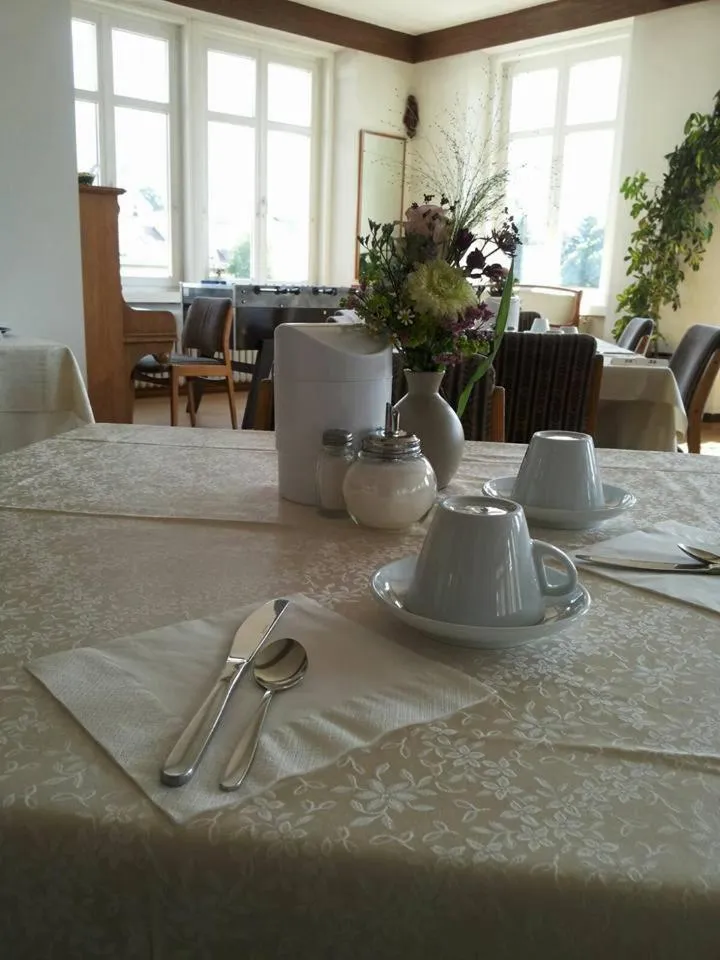Buffet breakfast in Gasthof Albergo Kreuzwirt