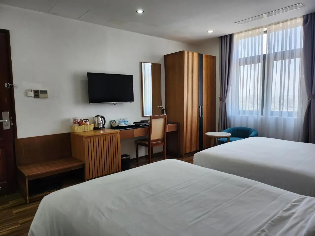 Bedroom in Alisia Beach Hotel Da Nang