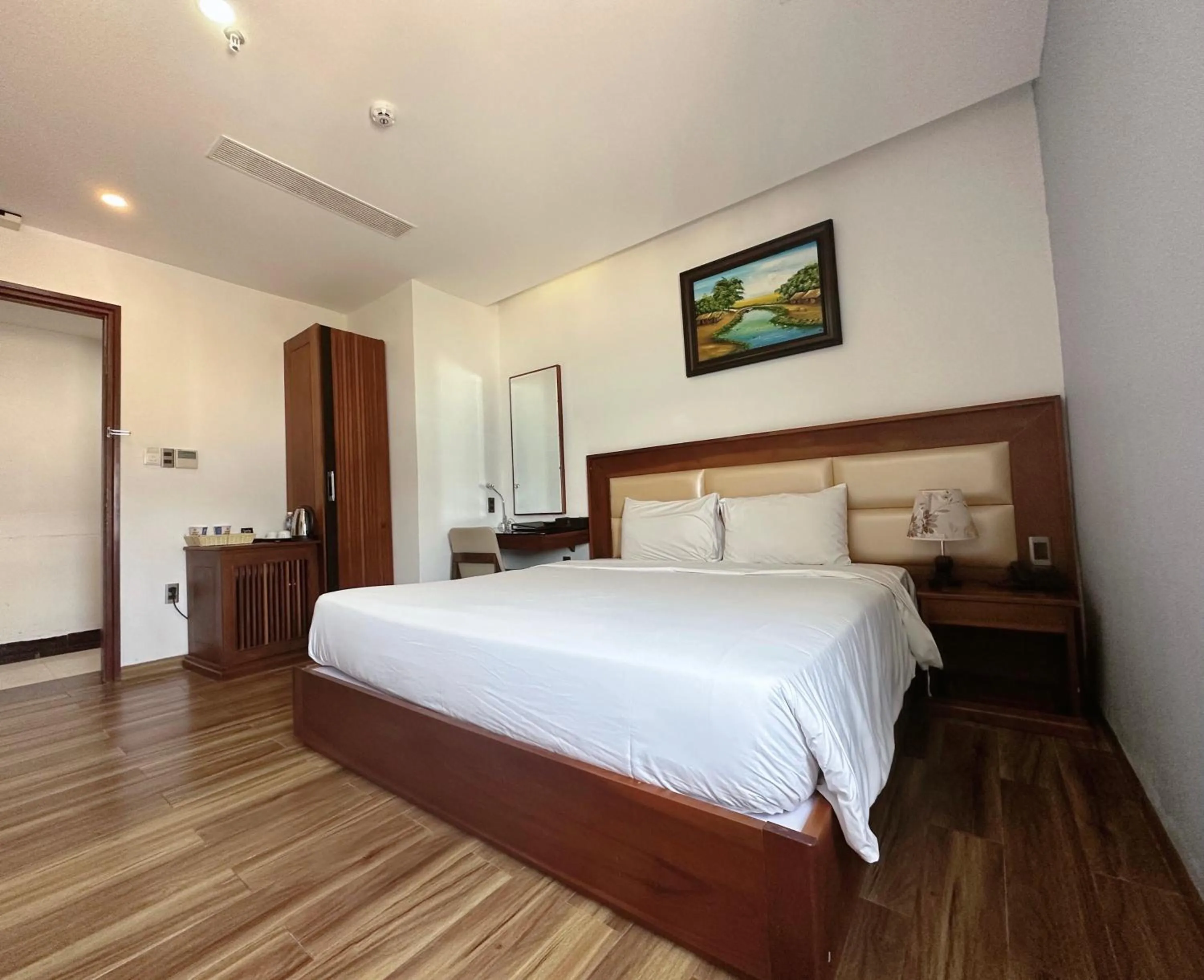 Bedroom in Alisia Beach Hotel Da Nang