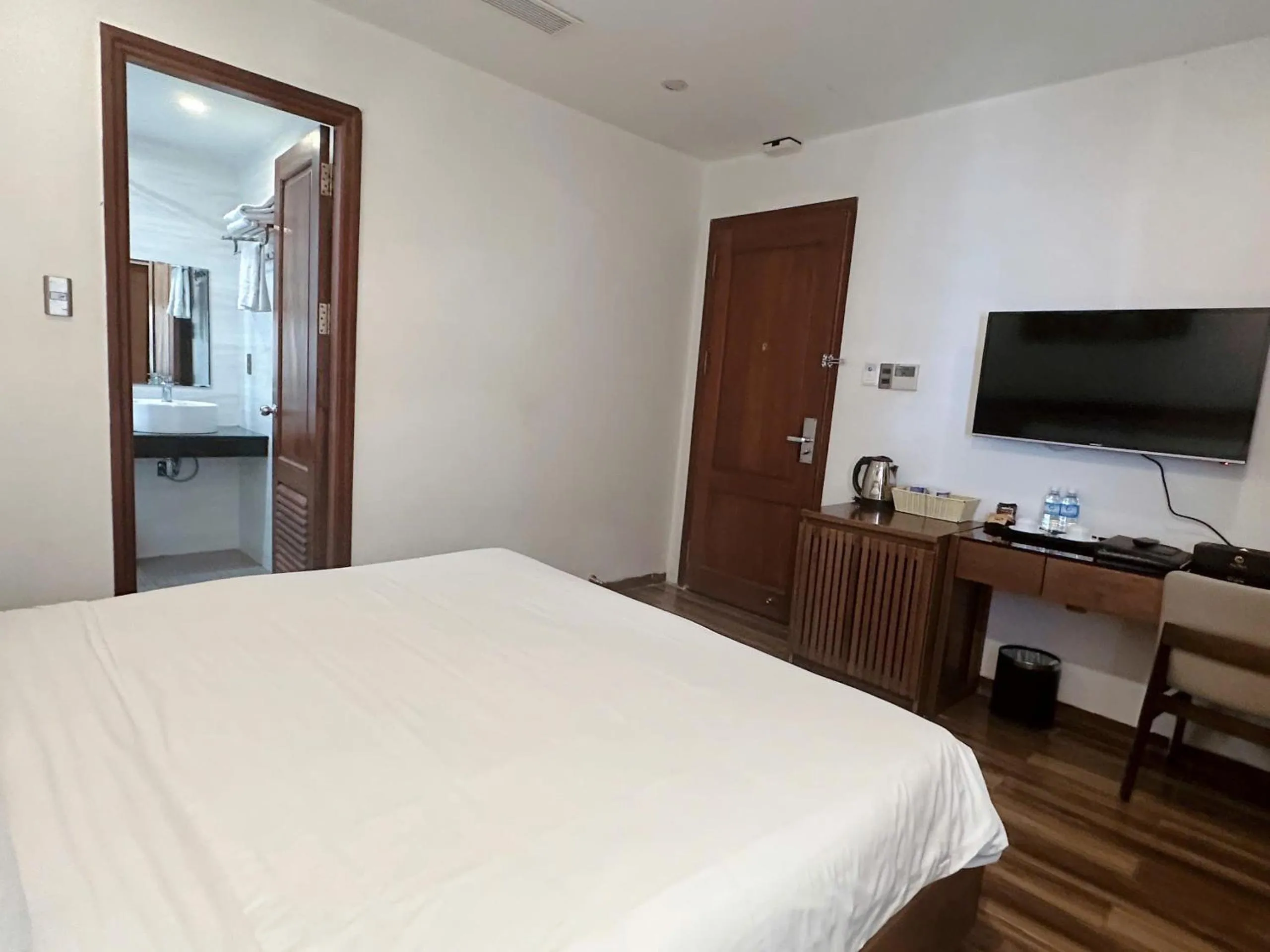 Bed in Alisia Beach Hotel Da Nang