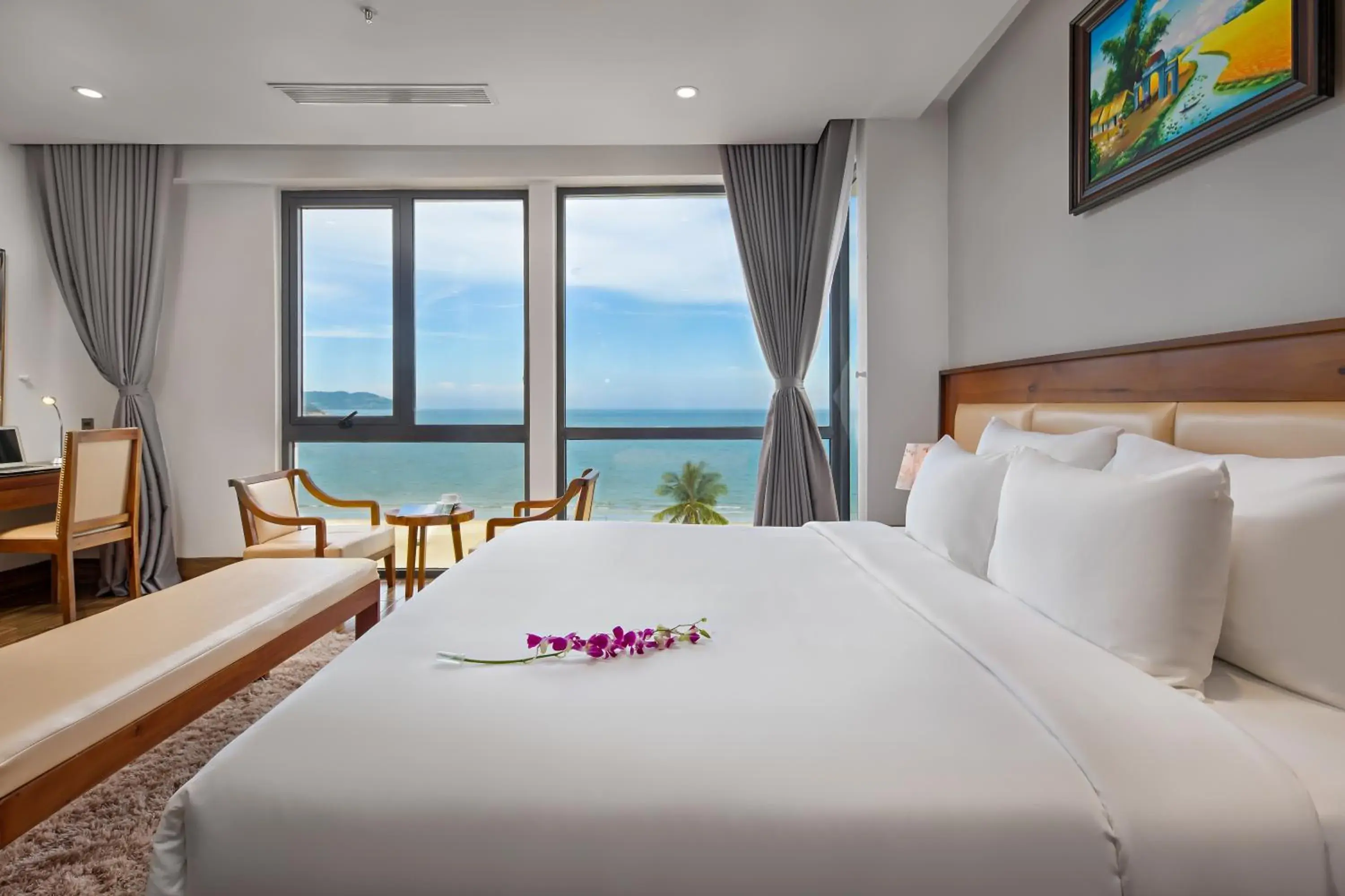 King Suite with Sea View in Alisia Beach Hotel Da Nang King Suite with Sea View in Alisia Beach Hotel Da Nang