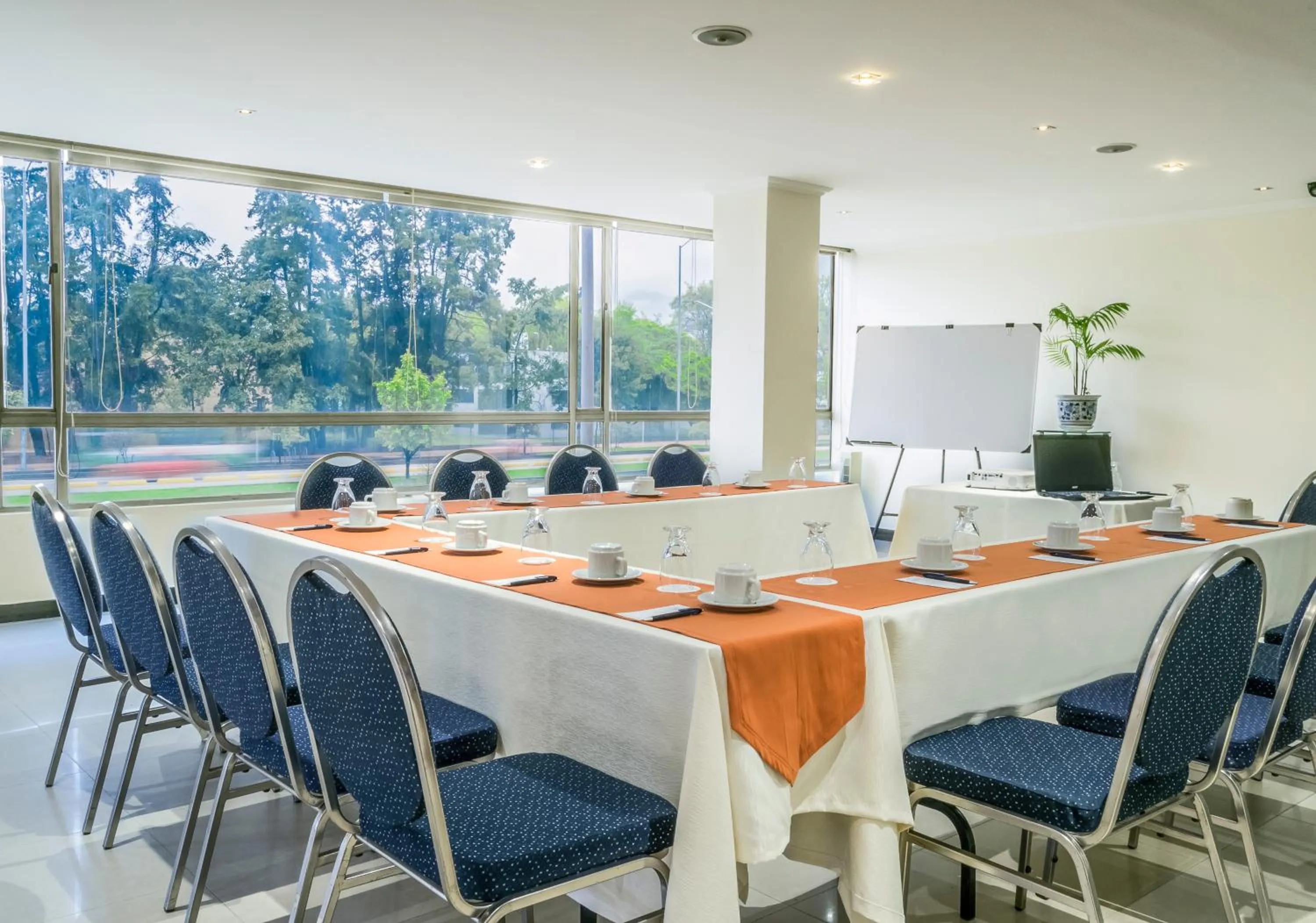 Property building in Hotel San Pablo