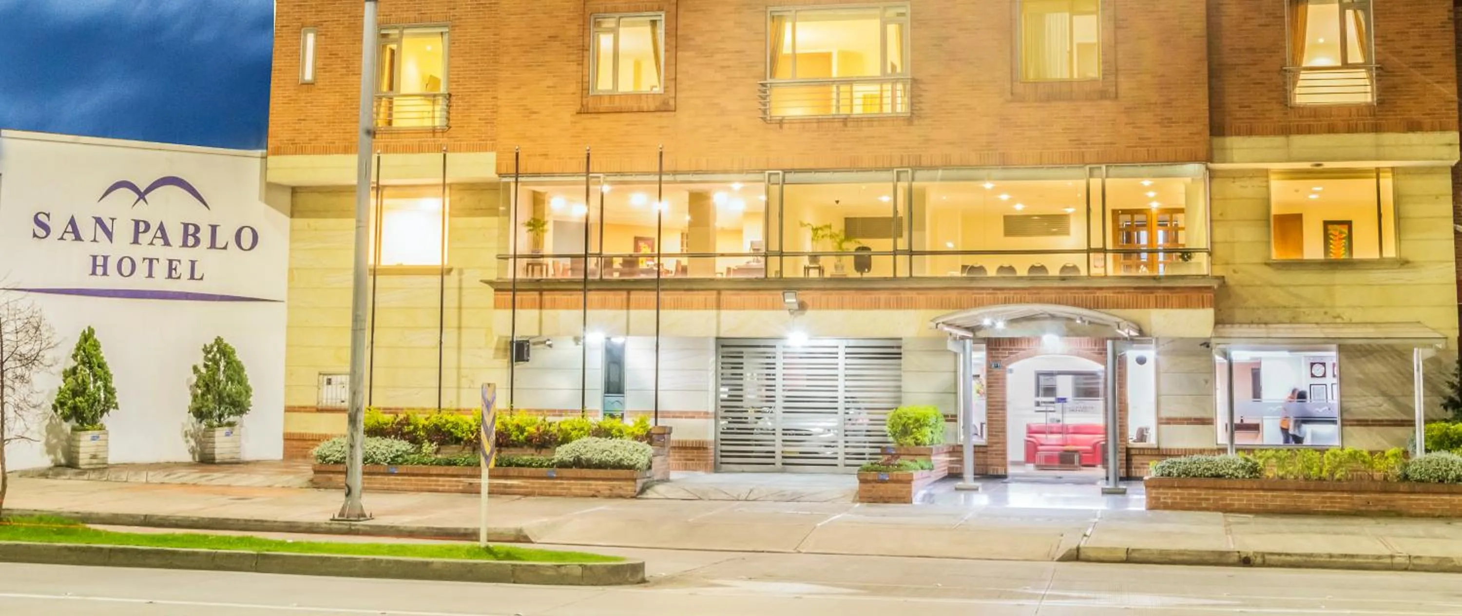Facade/entrance in Hotel San Pablo
