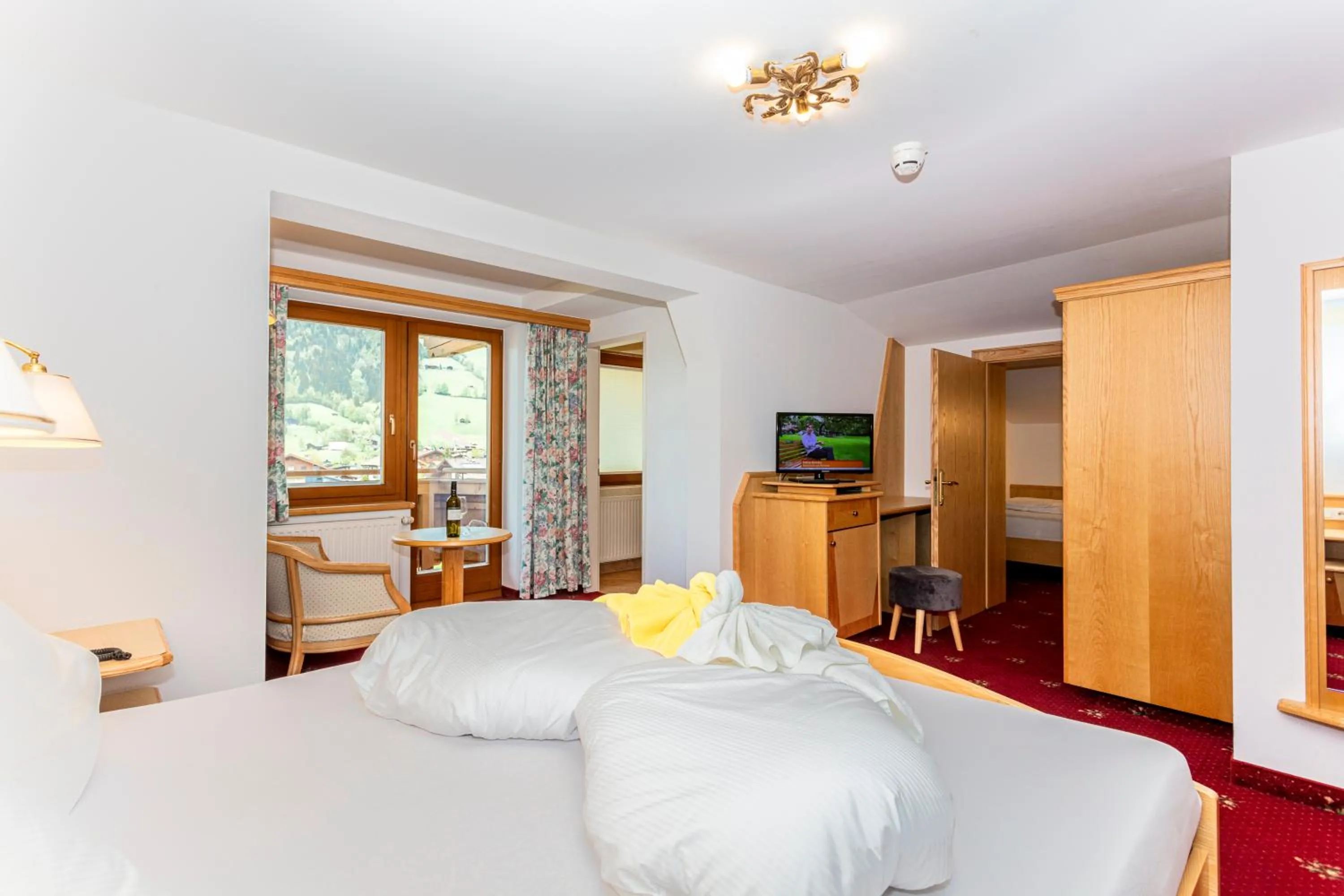 Bed in Hotel Bichlingerhof