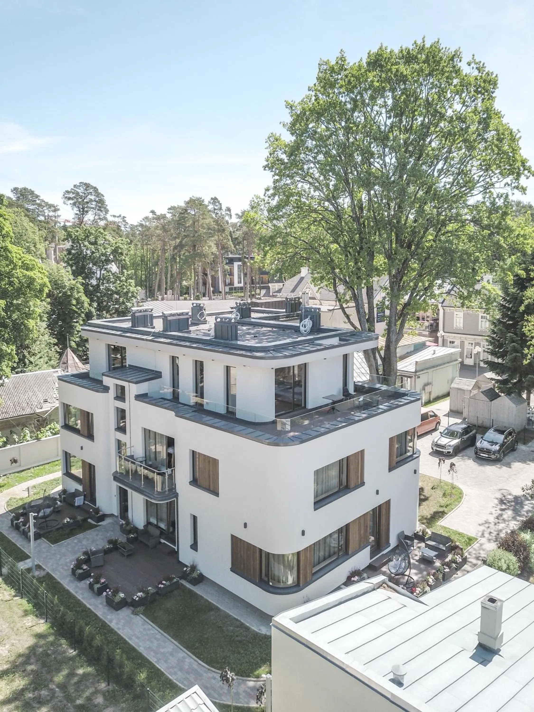 Tamara Suites & Apartments