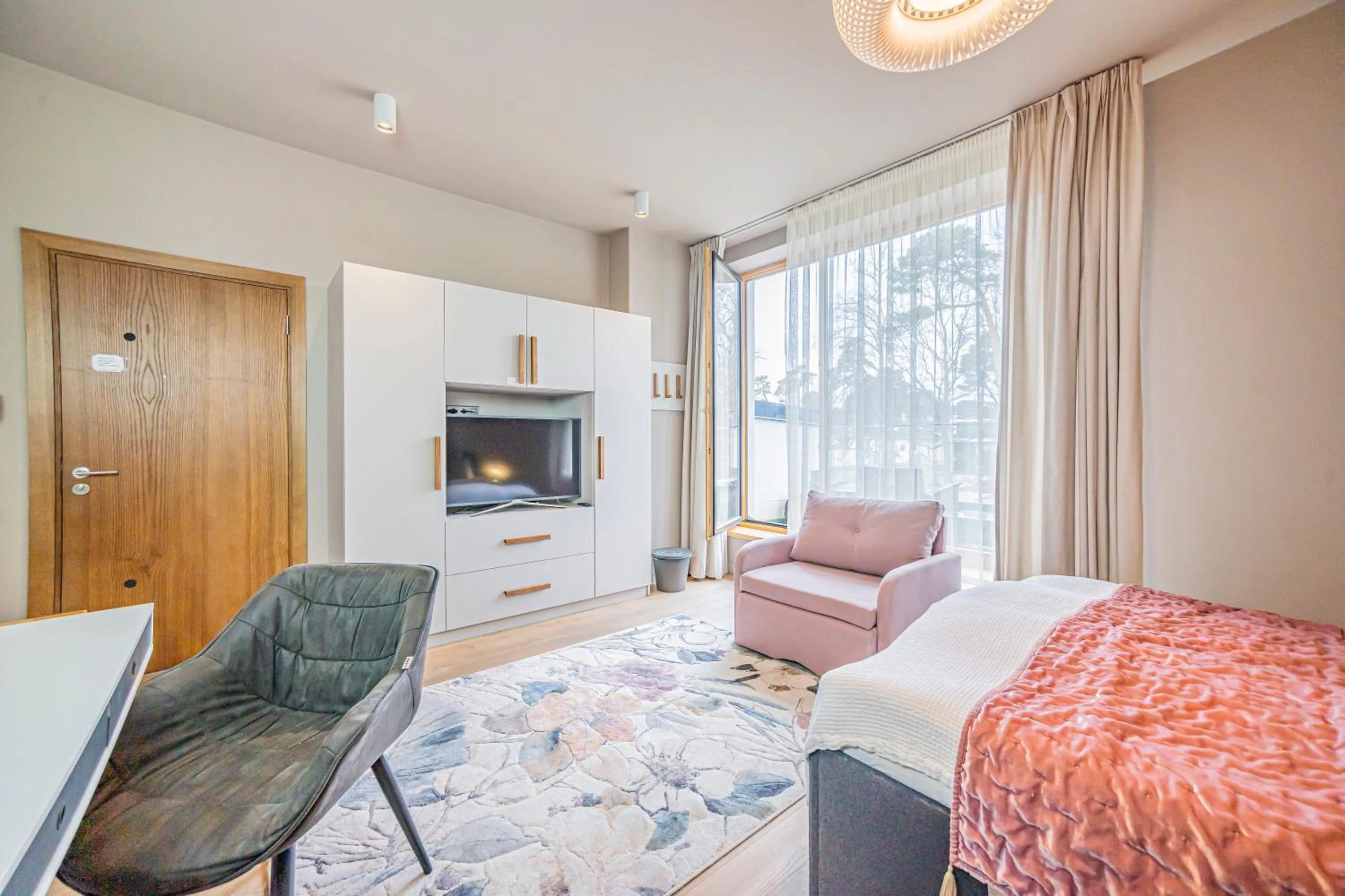 Bed in Tamara Suites & Apartments