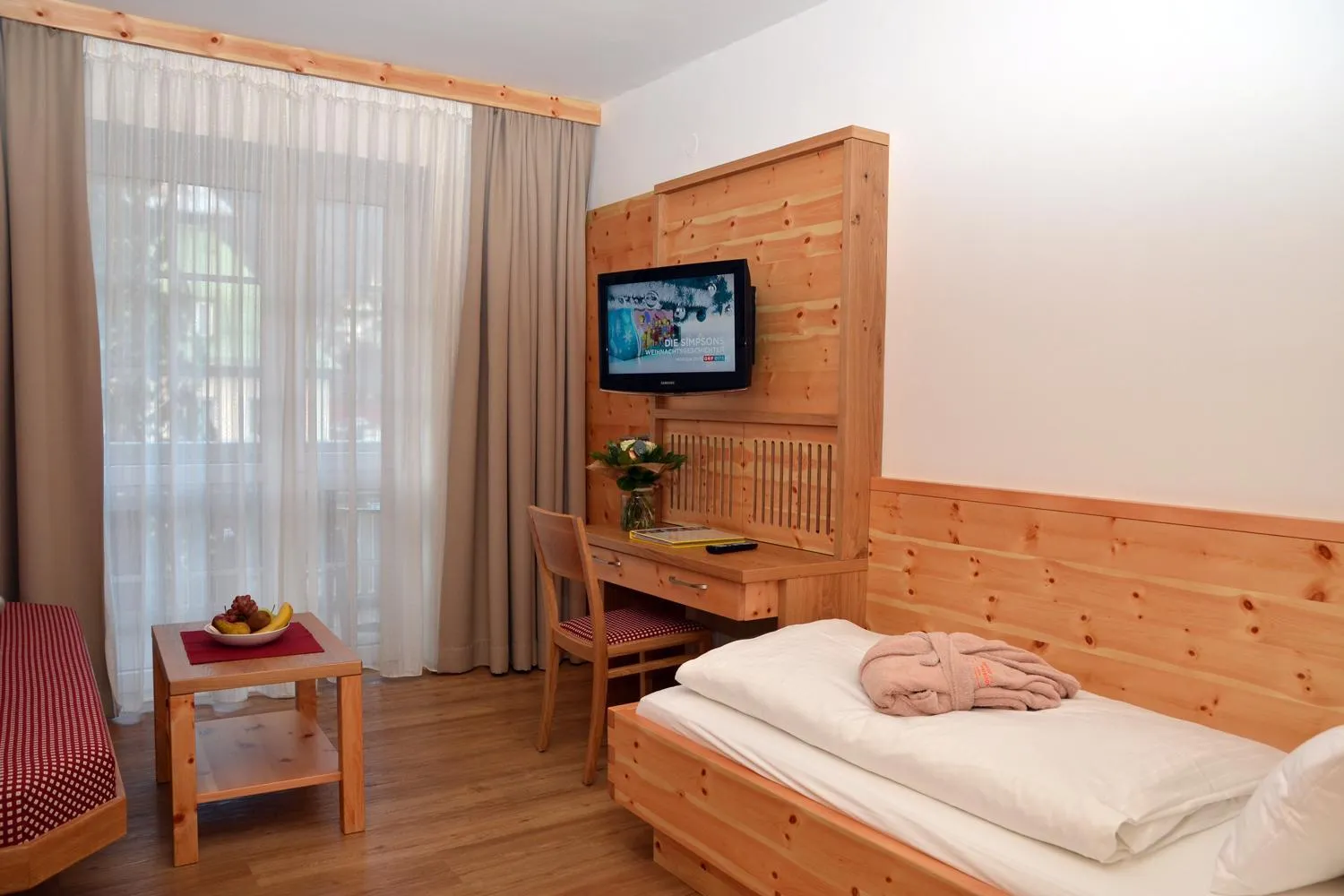 Bathroom, Bed in Hotel Rauscher - Das Naturteichparadies