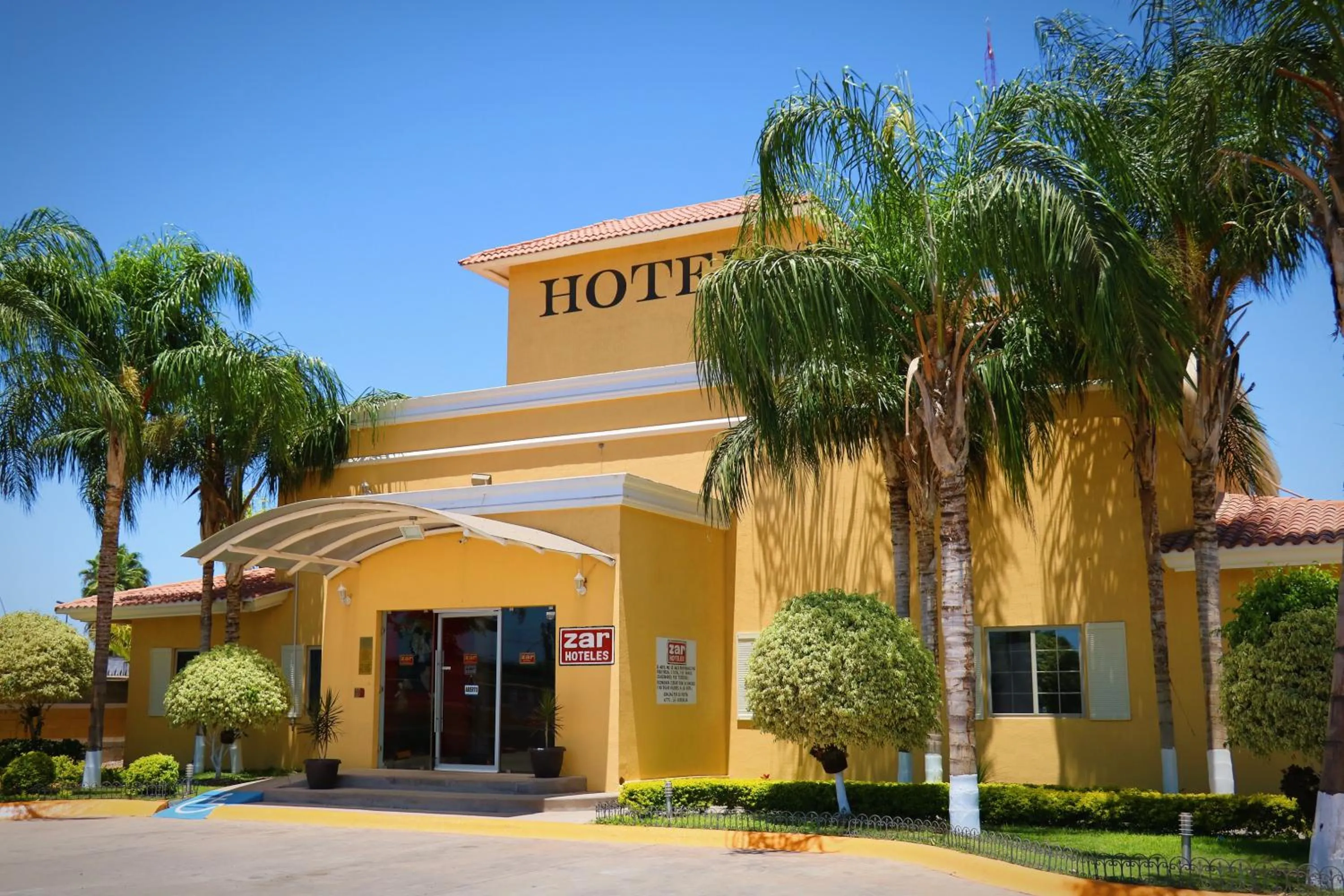 Property building in Zar Los Mochis