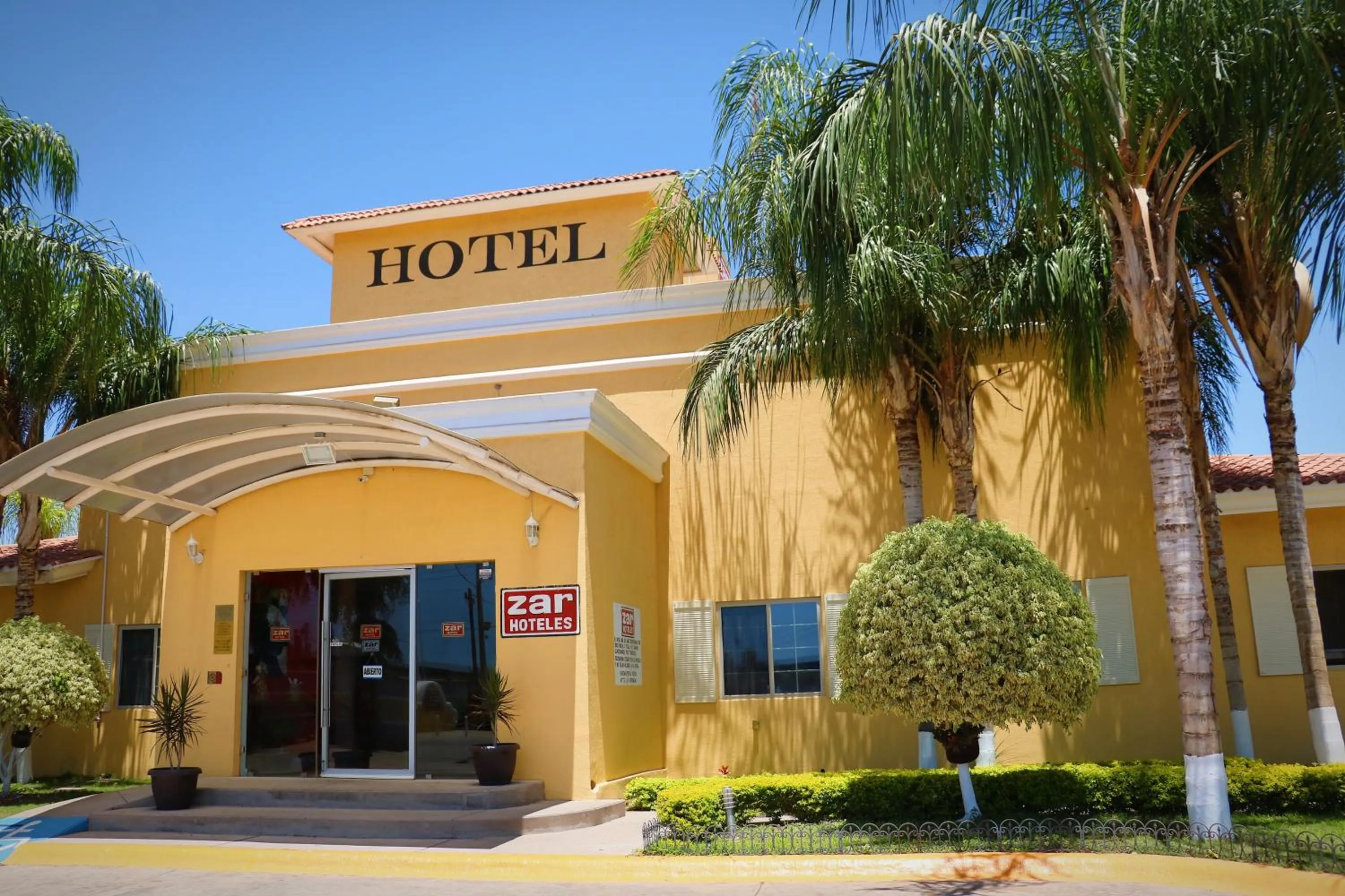 Property building in Zar Los Mochis