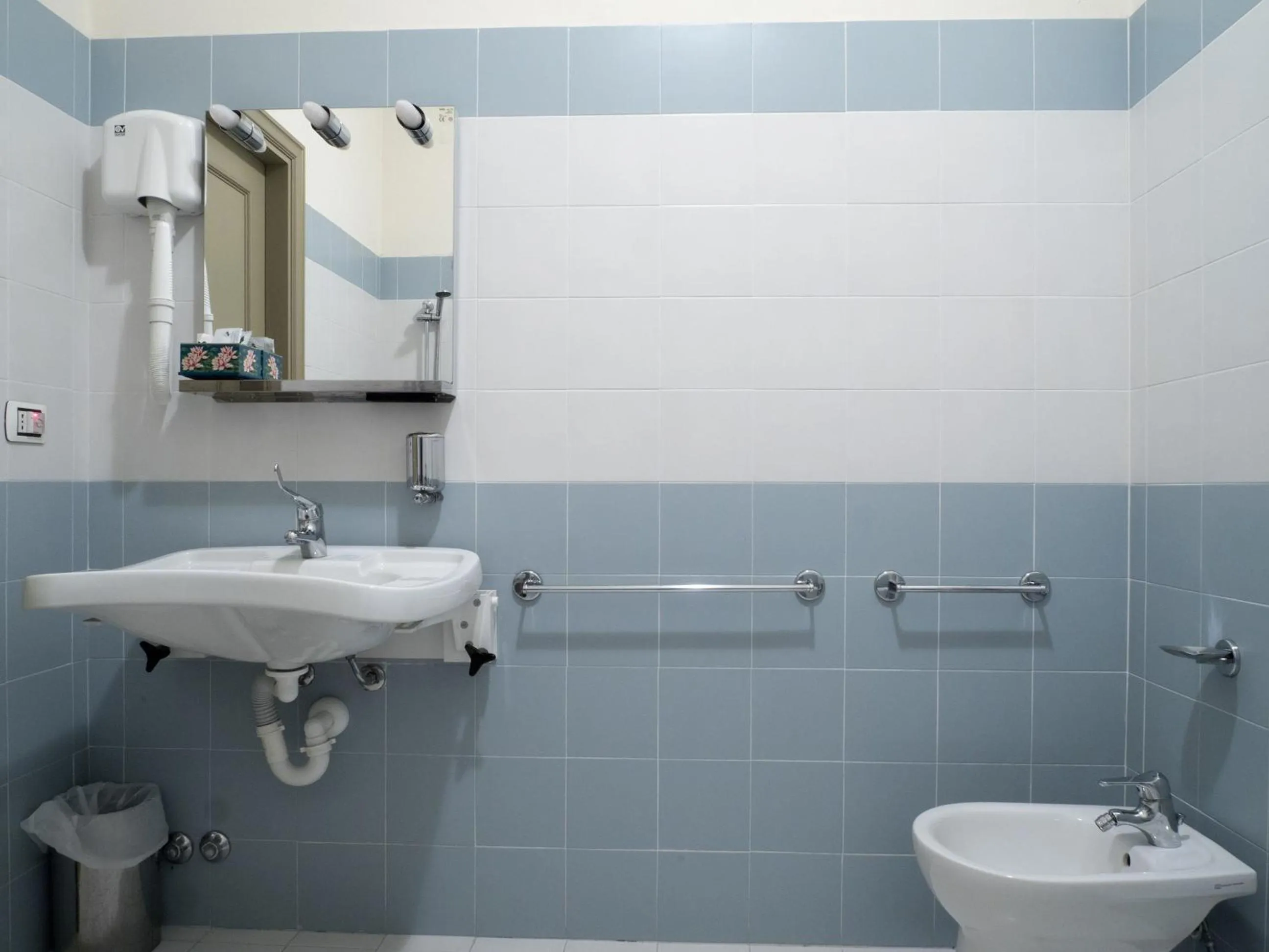 Bathroom in Antico Convento San Francesco