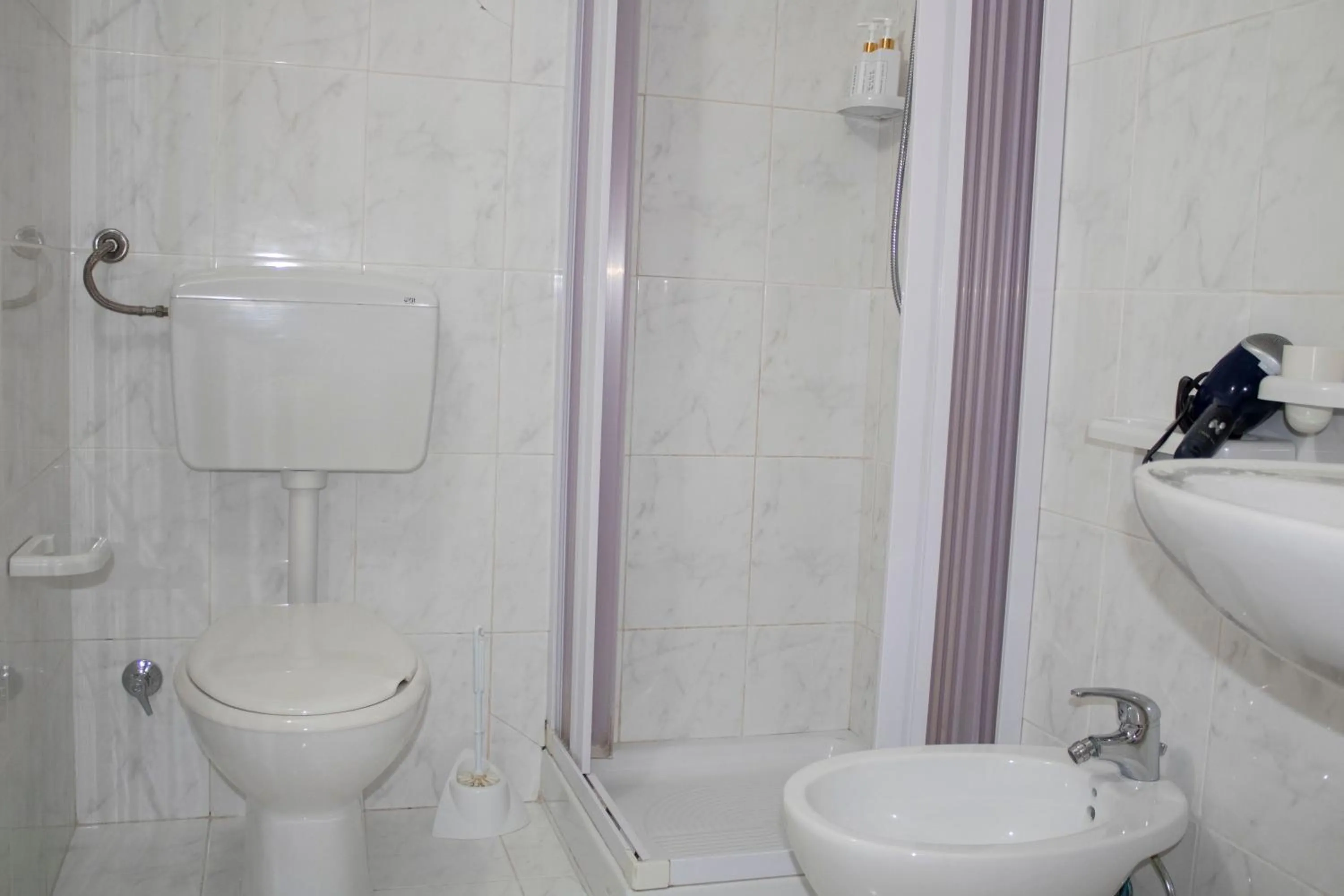 Bathroom in Agriturismo Bellajo - Ville Rustiche con Piscina